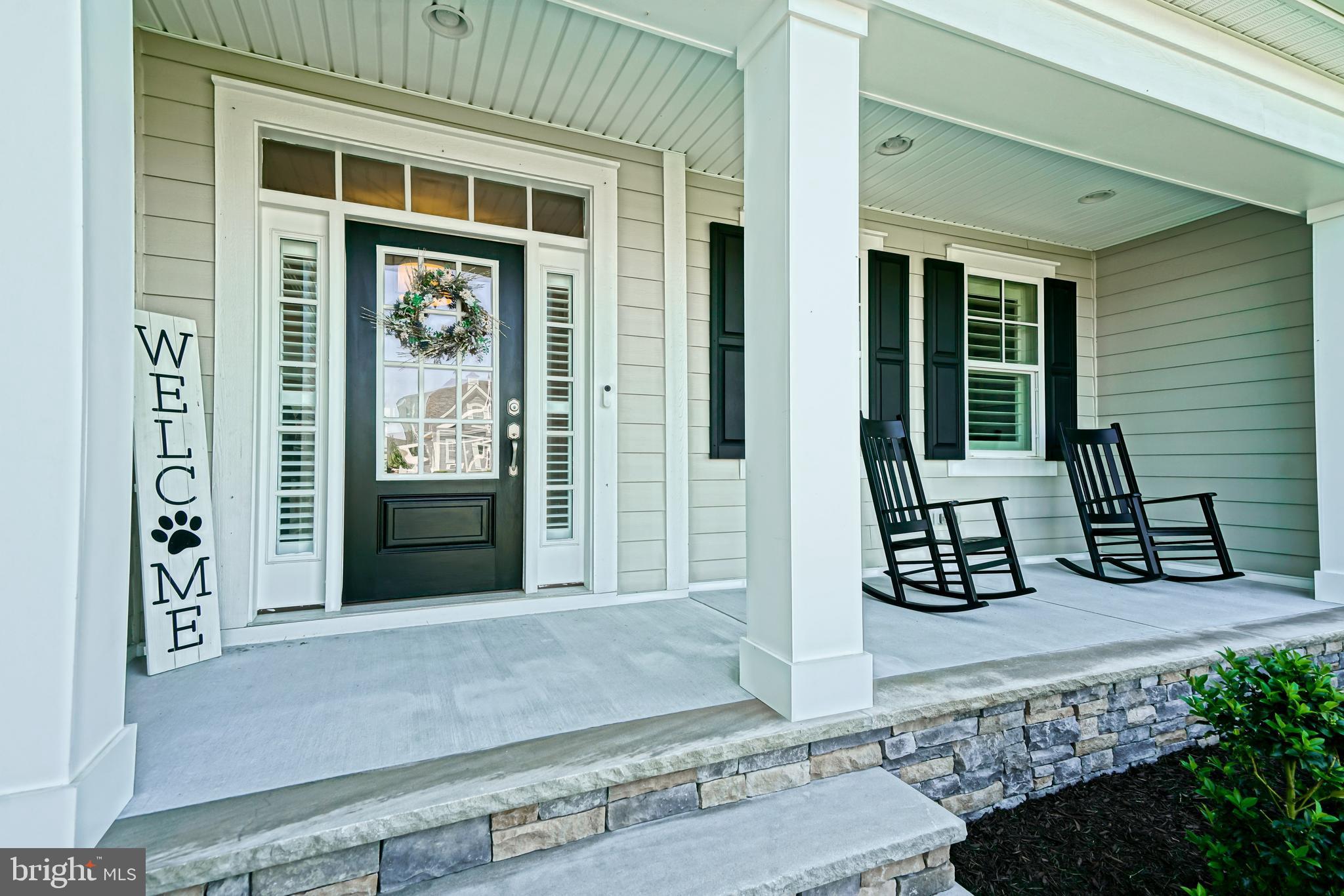 SHOWFIELD - Residential