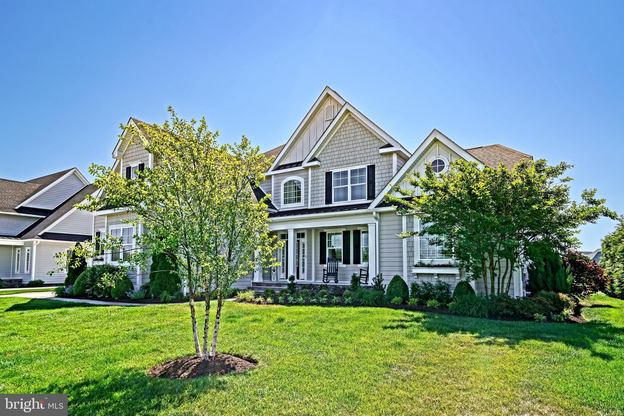 SHOWFIELD - Residential