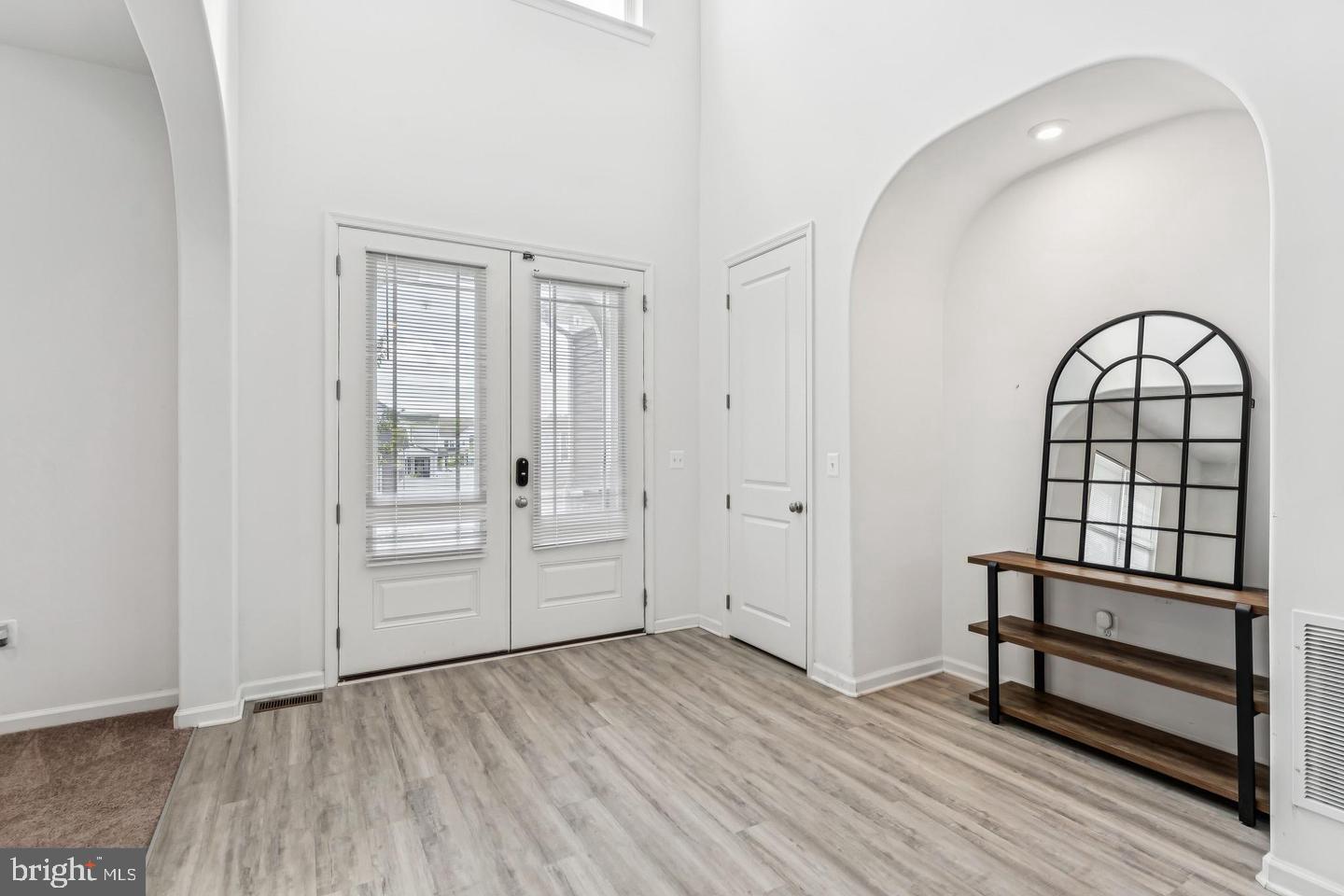 EMBREY MILL - Residential