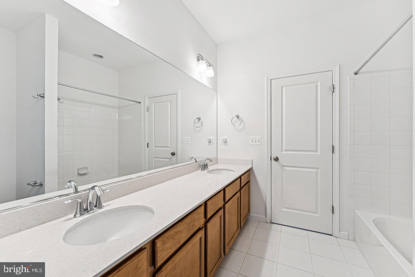 EMBREY MILL - Residential