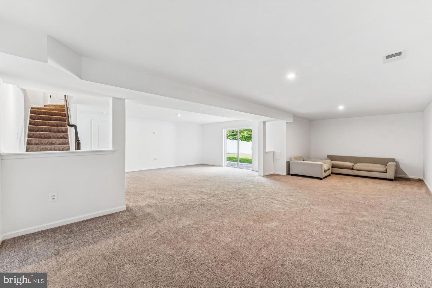 EMBREY MILL - Residential