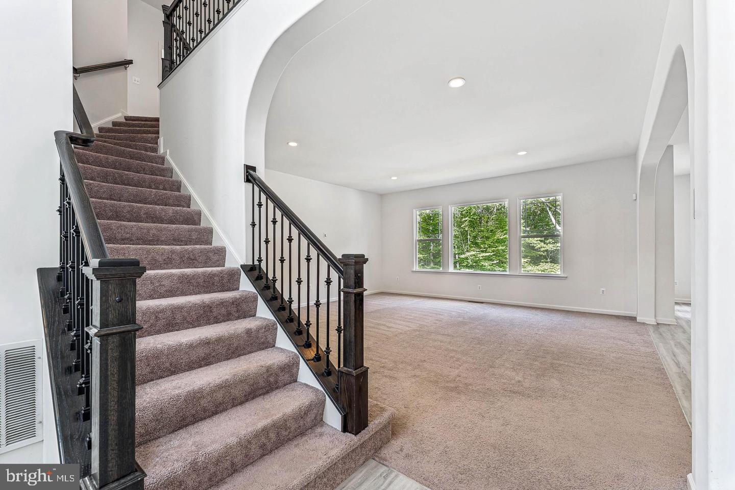 EMBREY MILL - Residential