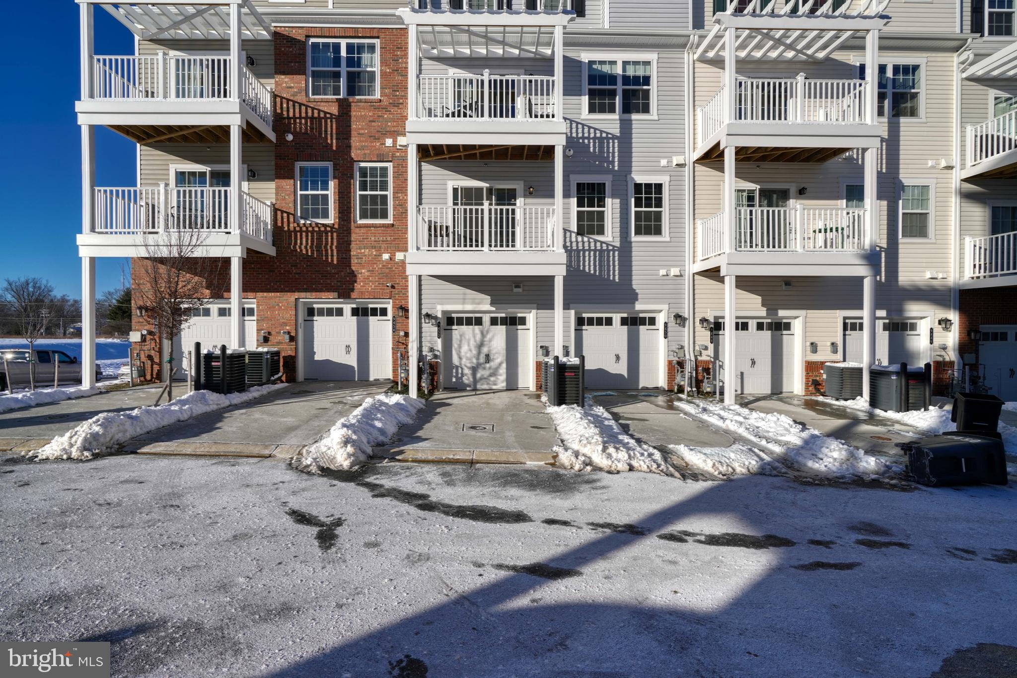 BALLARD GREEN - Residential