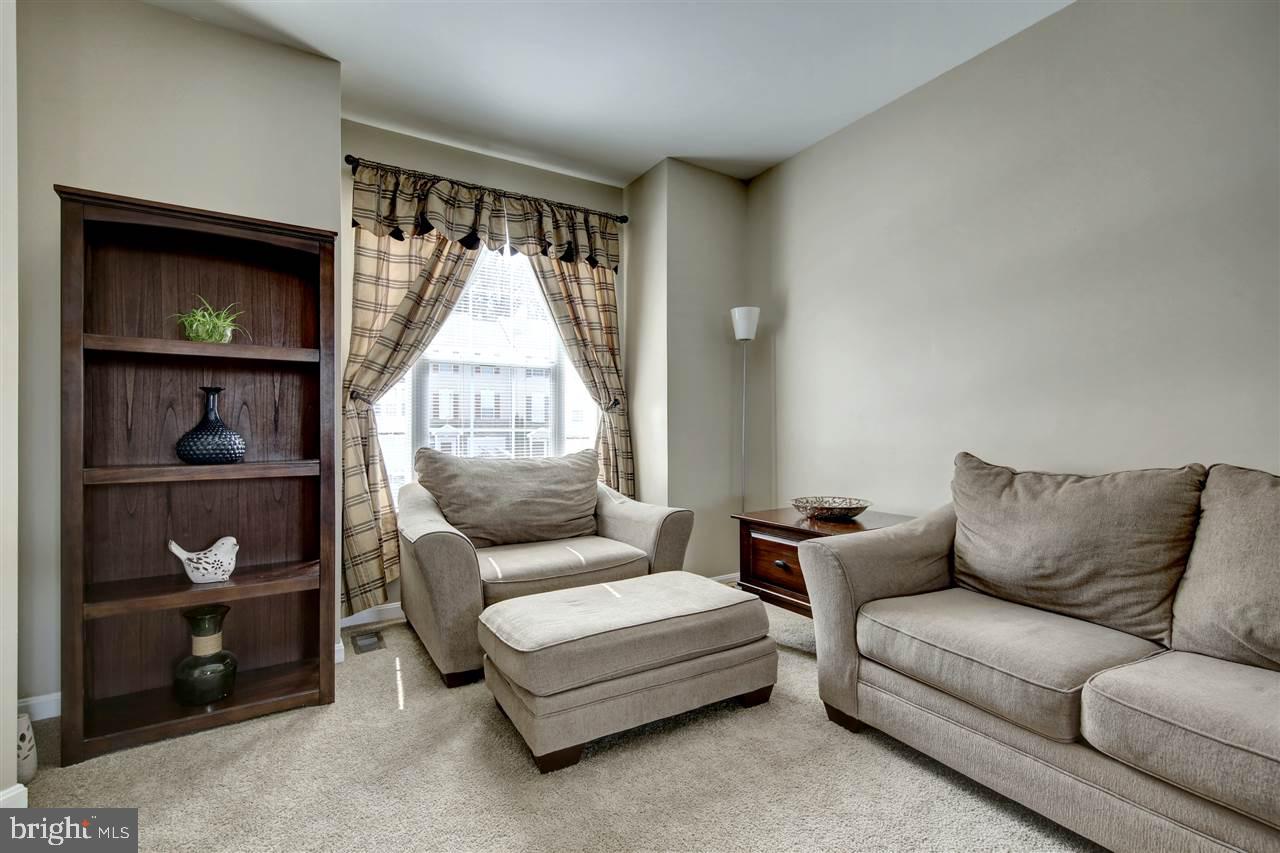 PEACEFIELDS - Residential