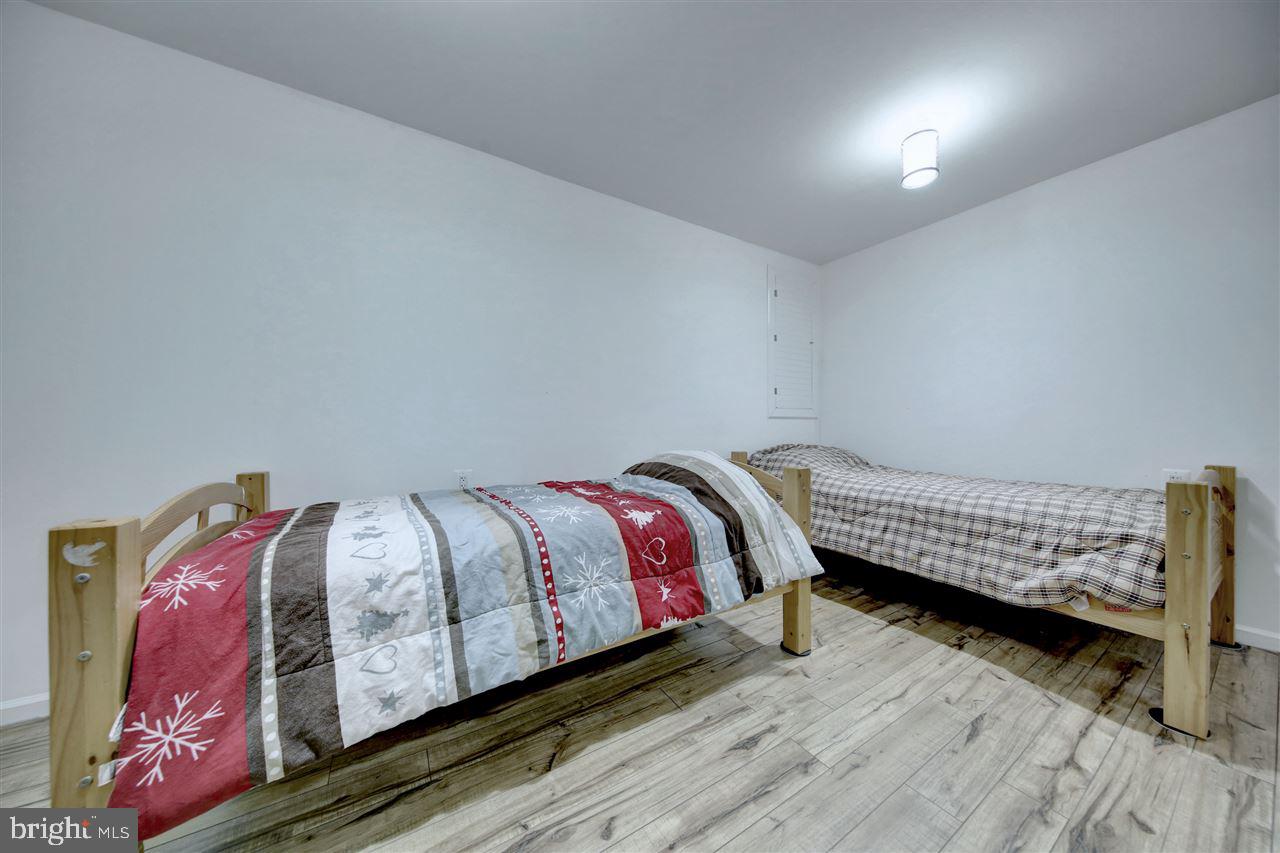 PEACEFIELDS - Residential