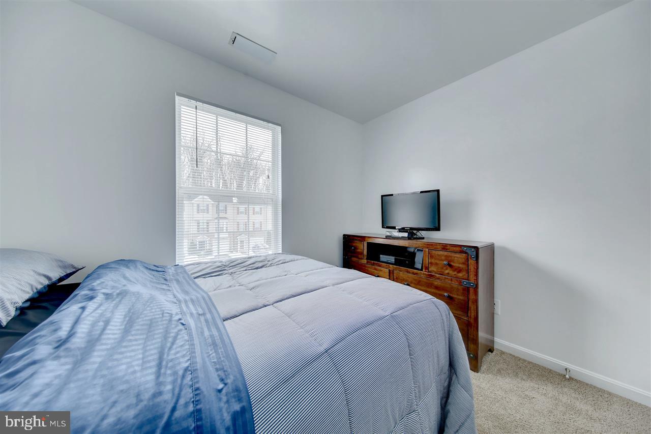 PEACEFIELDS - Residential