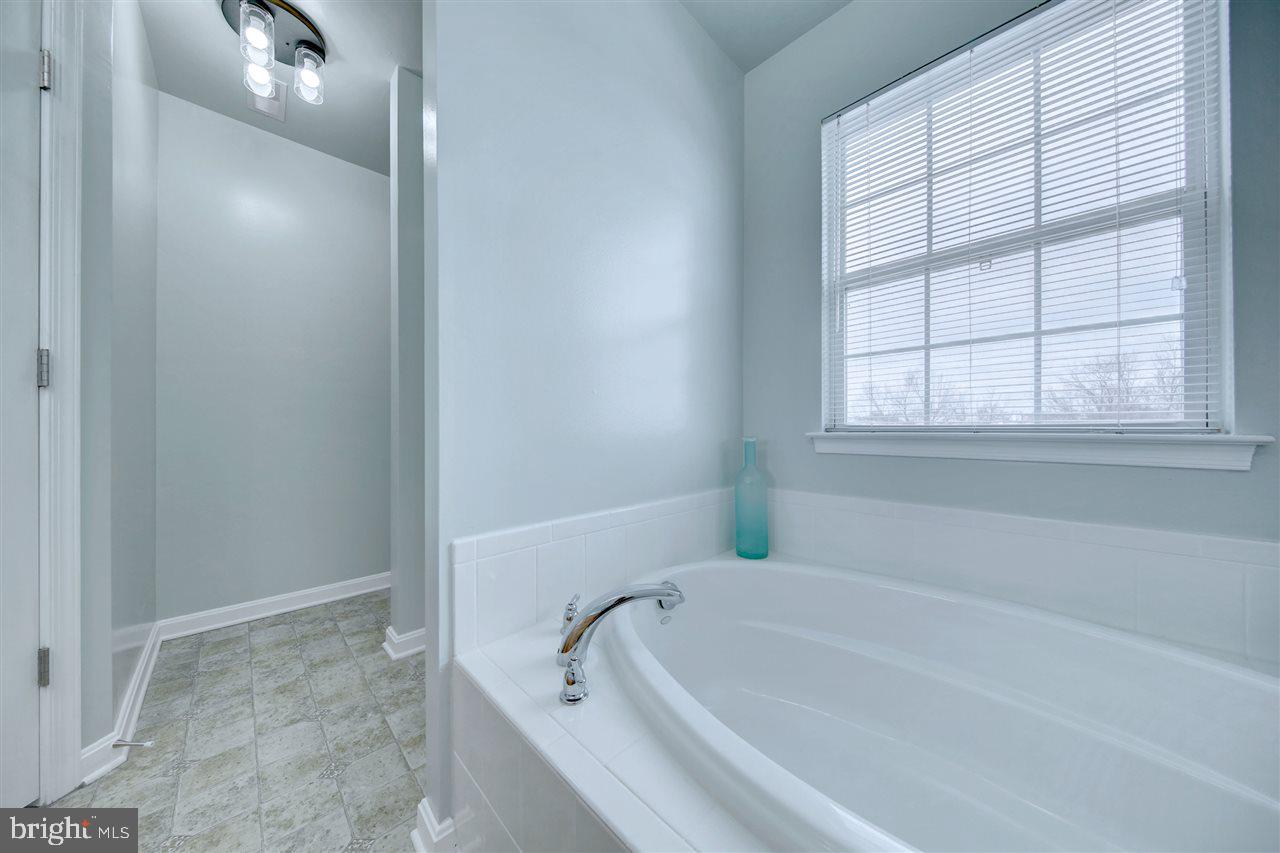 PEACEFIELDS - Residential
