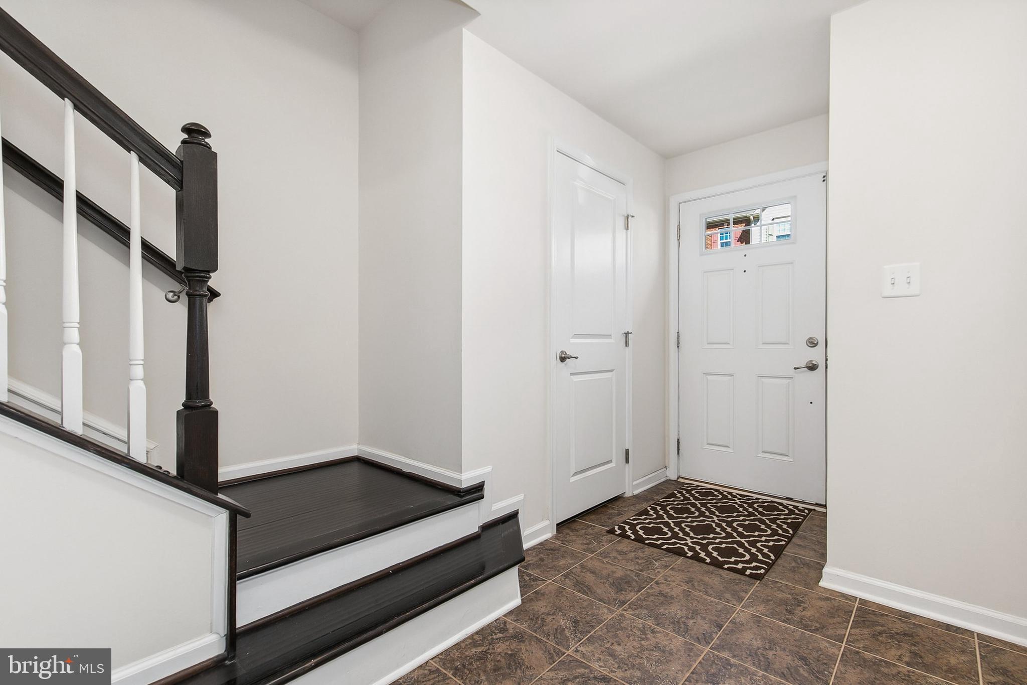 HOWARD SQUARE - Residential