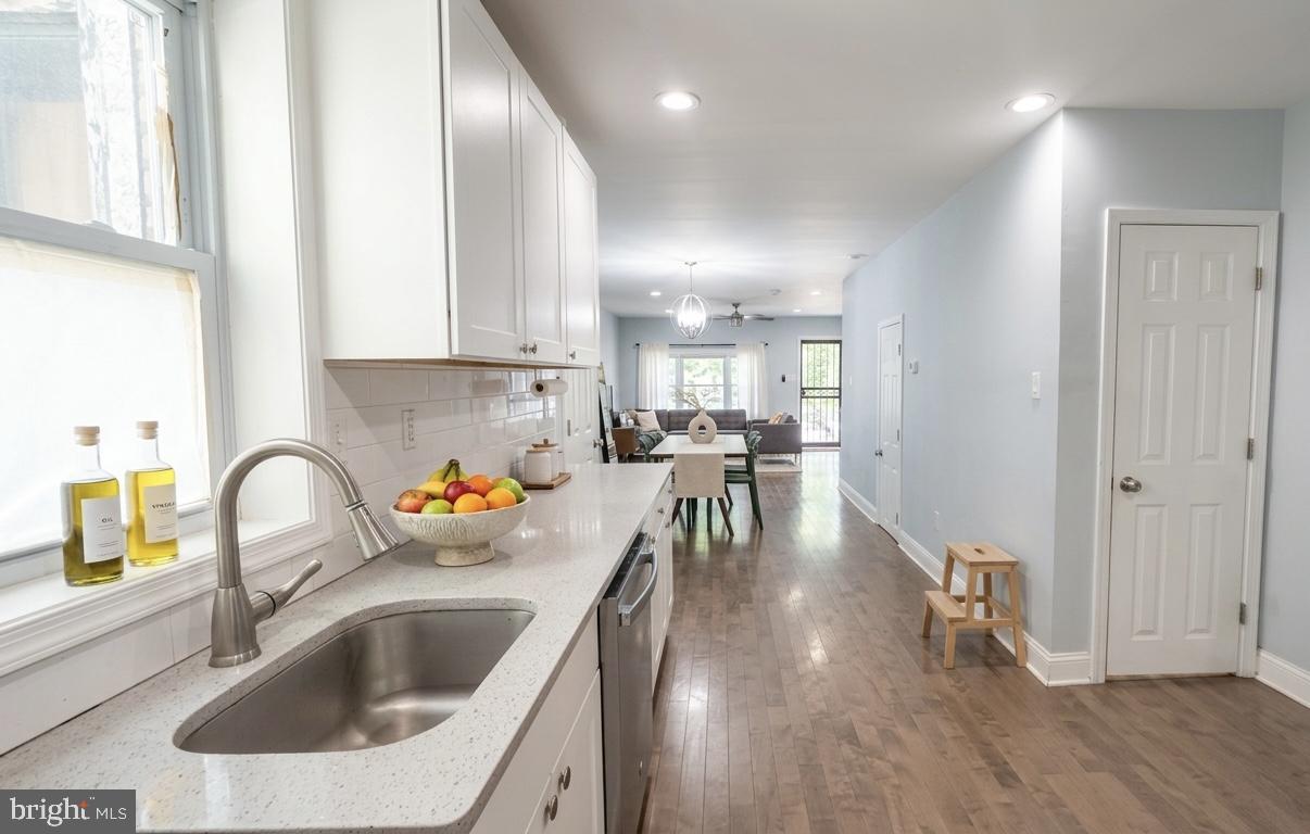 PHILADELPHIA - Residential