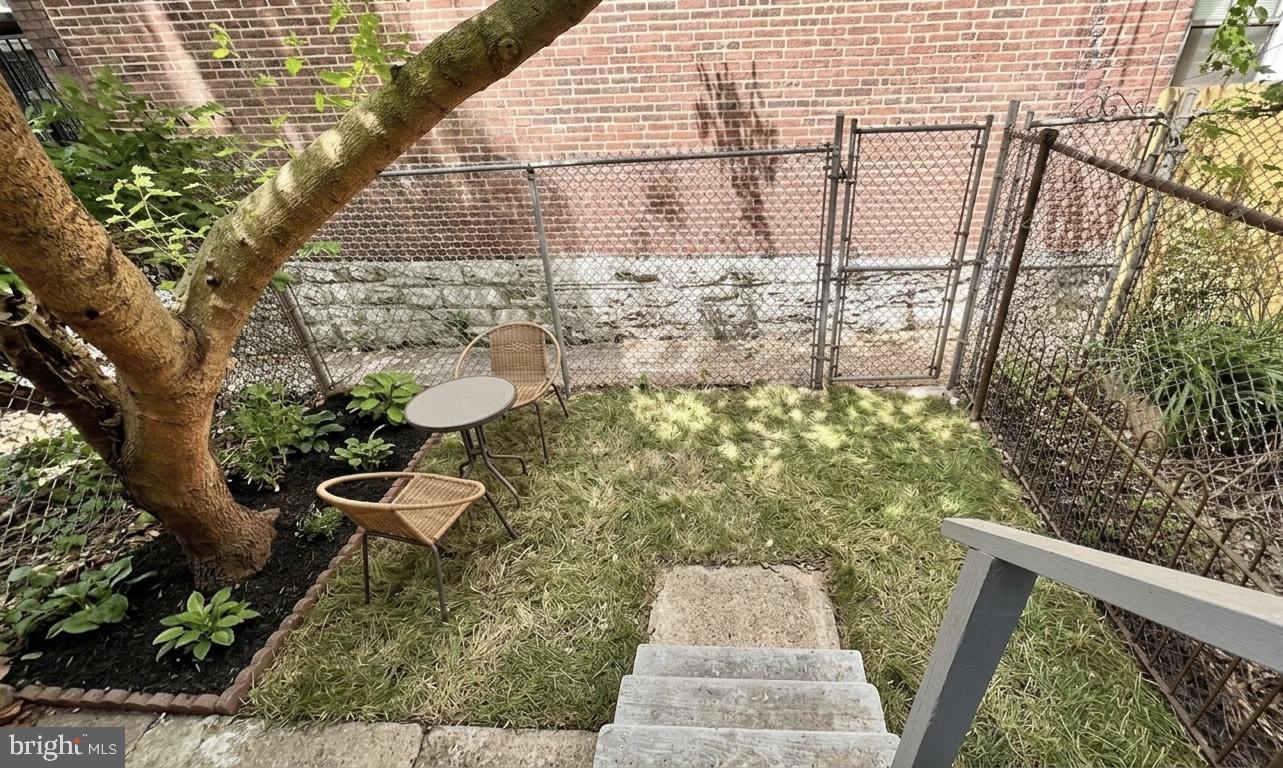 PHILADELPHIA - Residential