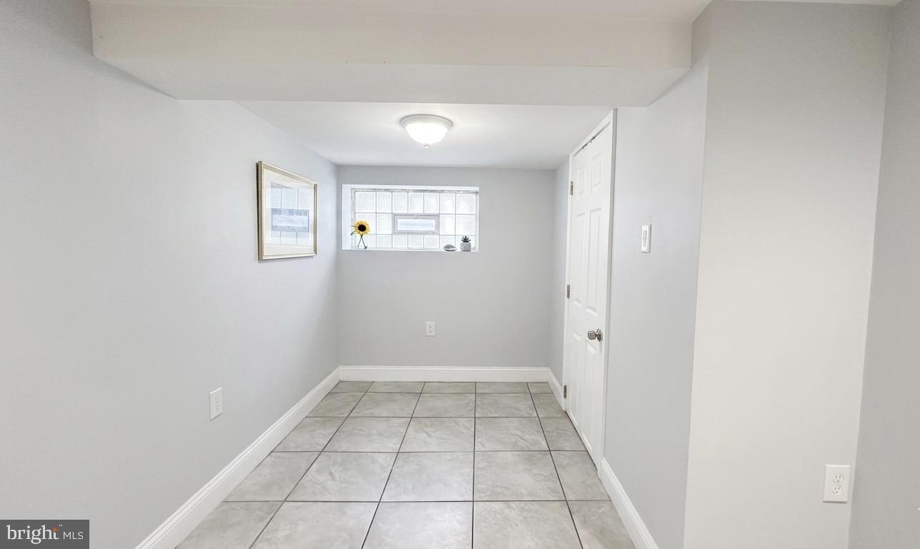 PHILADELPHIA - Residential