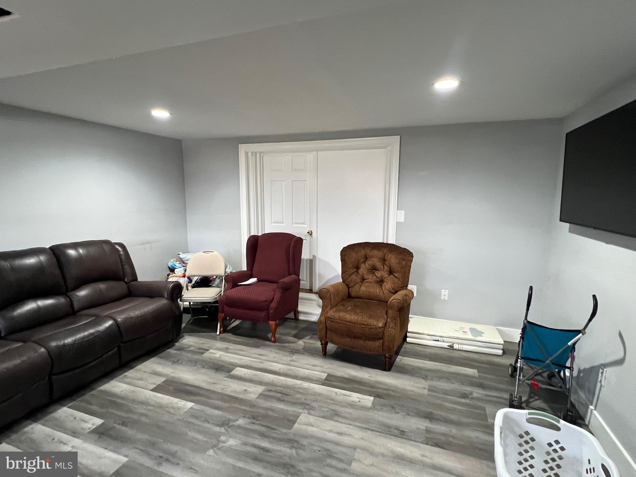 DALE CITY - Residential