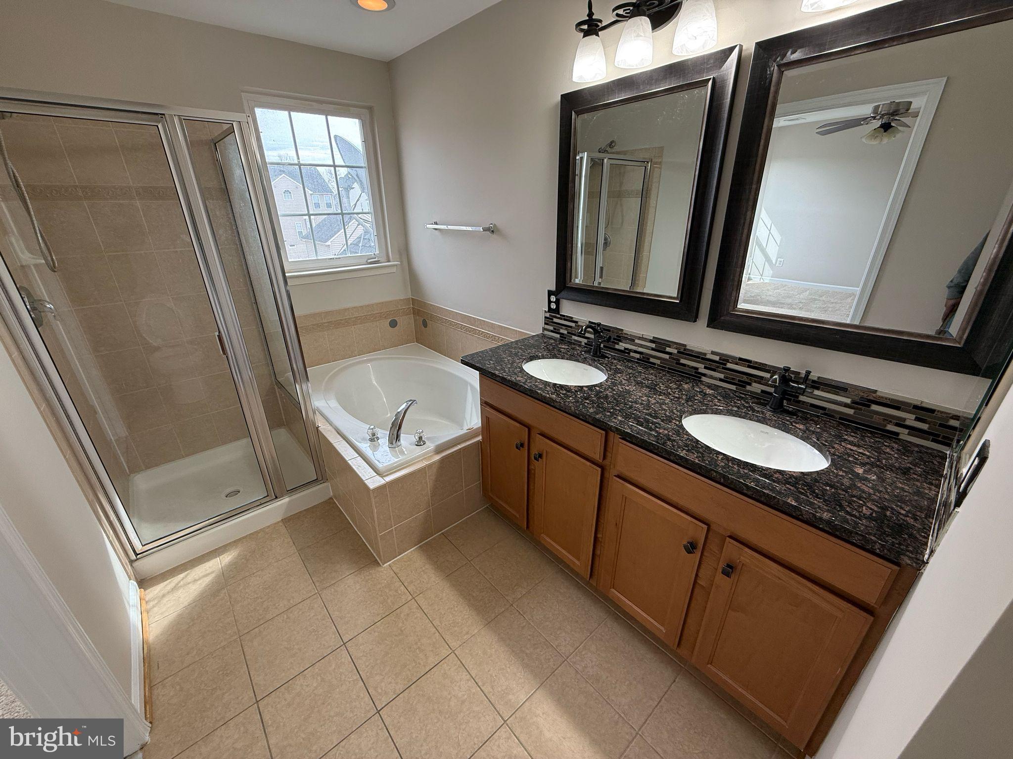 PORT POTOMAC - Residential