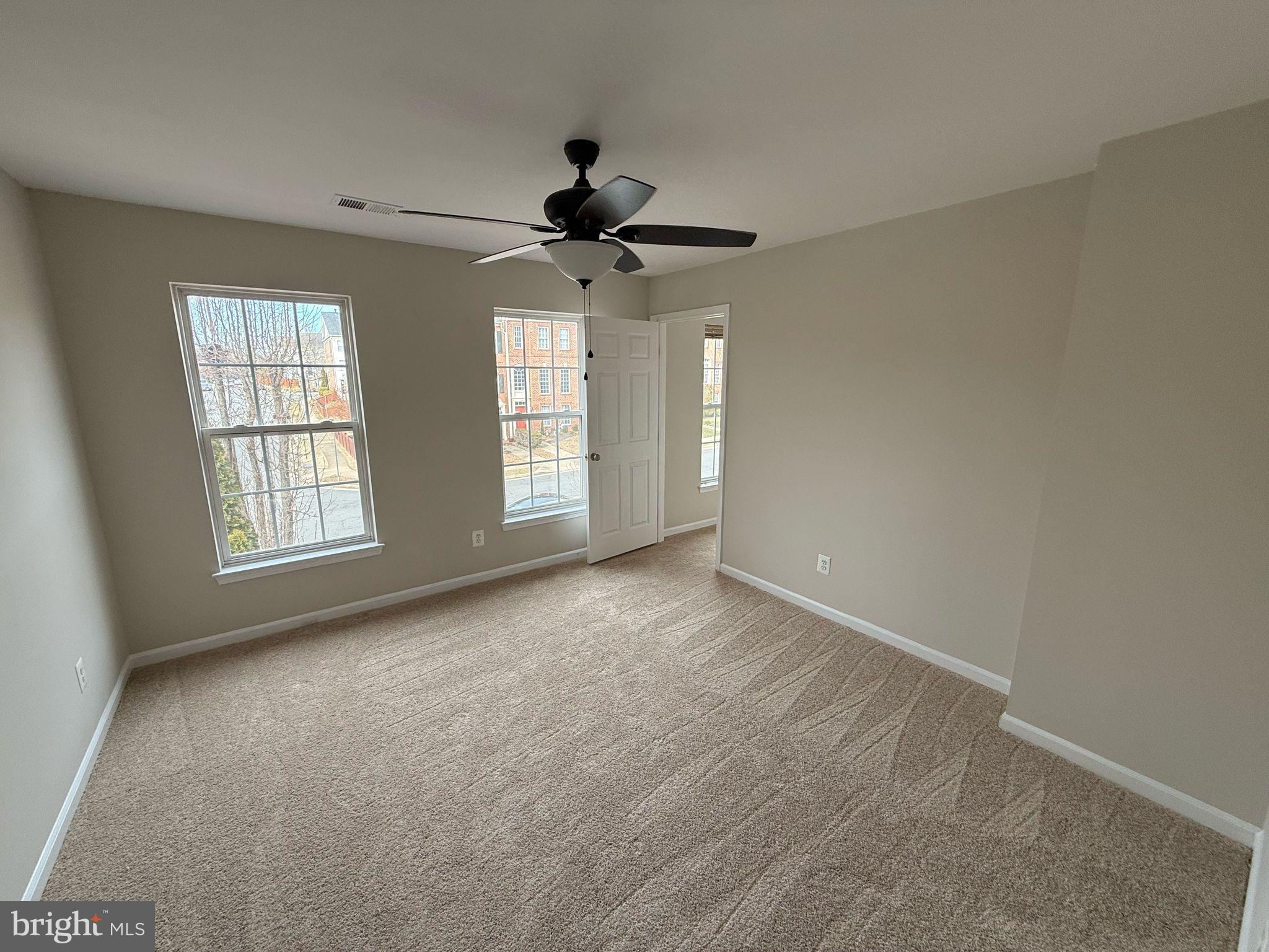PORT POTOMAC - Residential