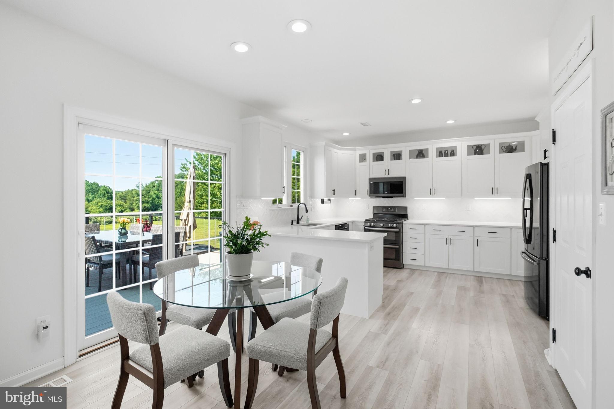 STONE CREEK - Residential