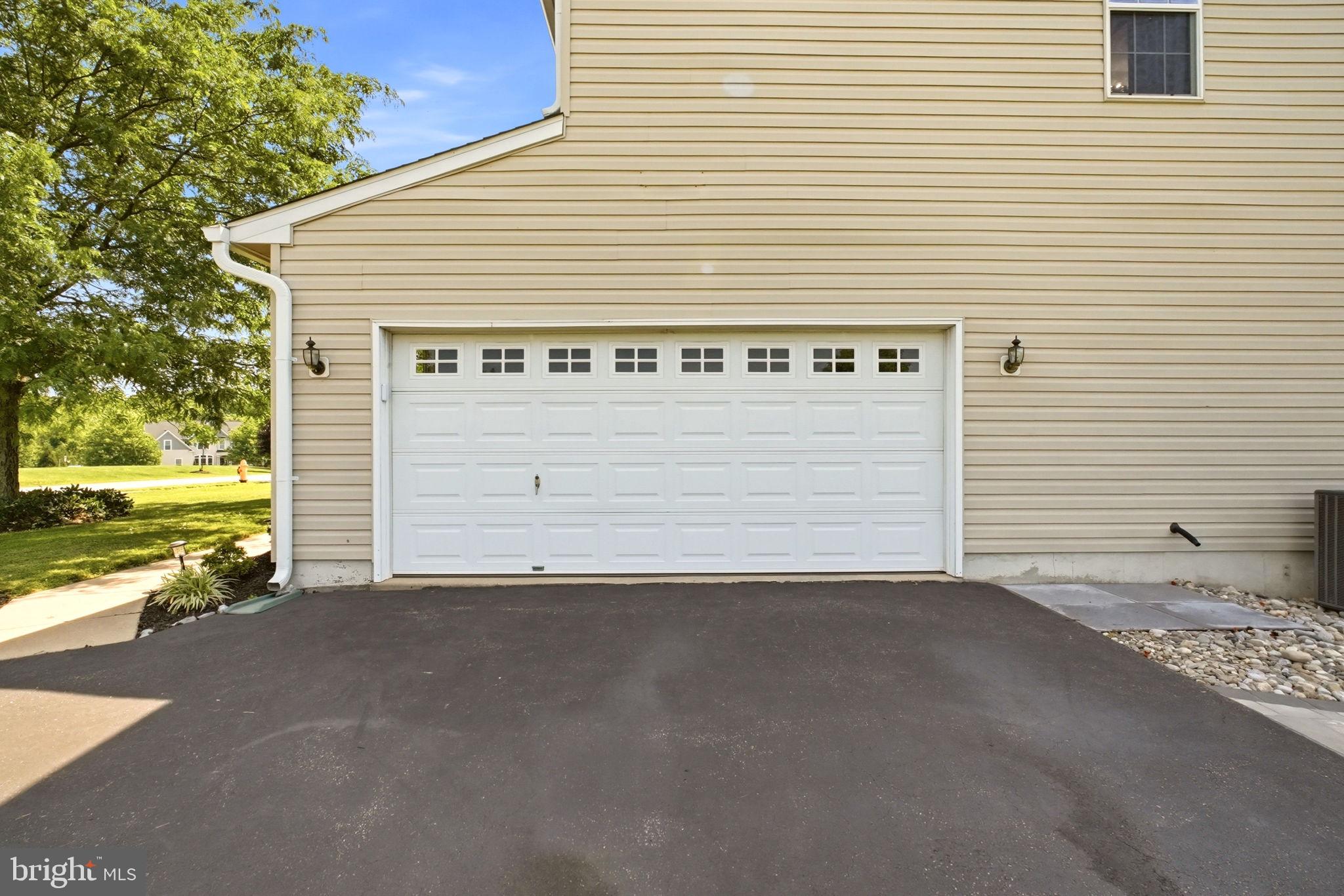 STONE CREEK - Residential