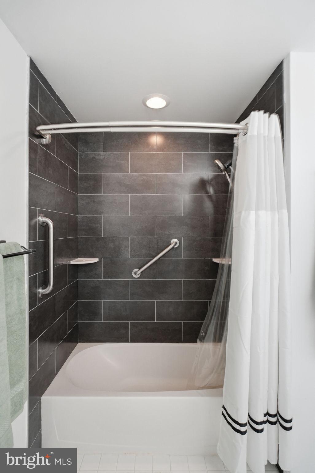 STONE CREEK - Residential
