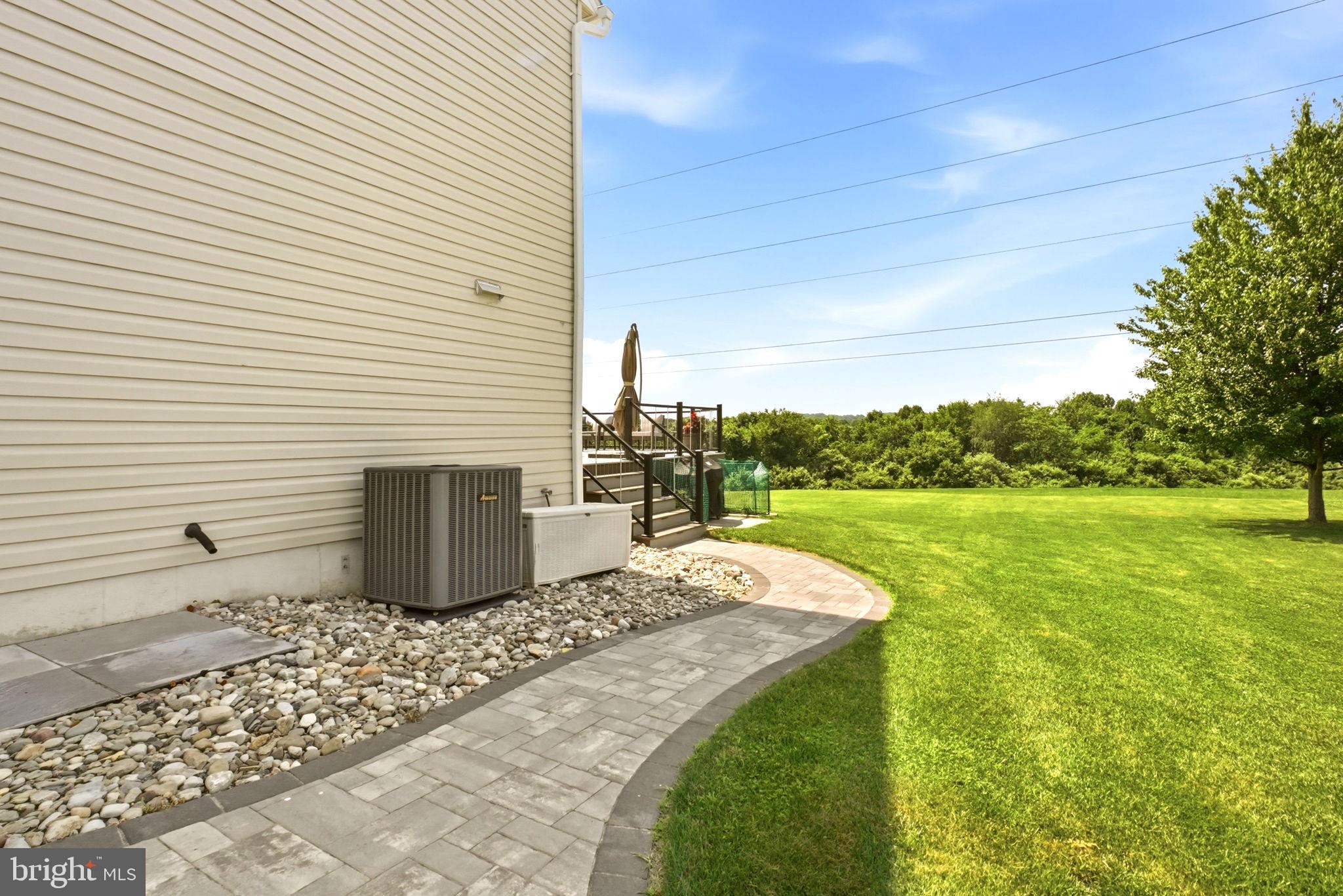 STONE CREEK - Residential
