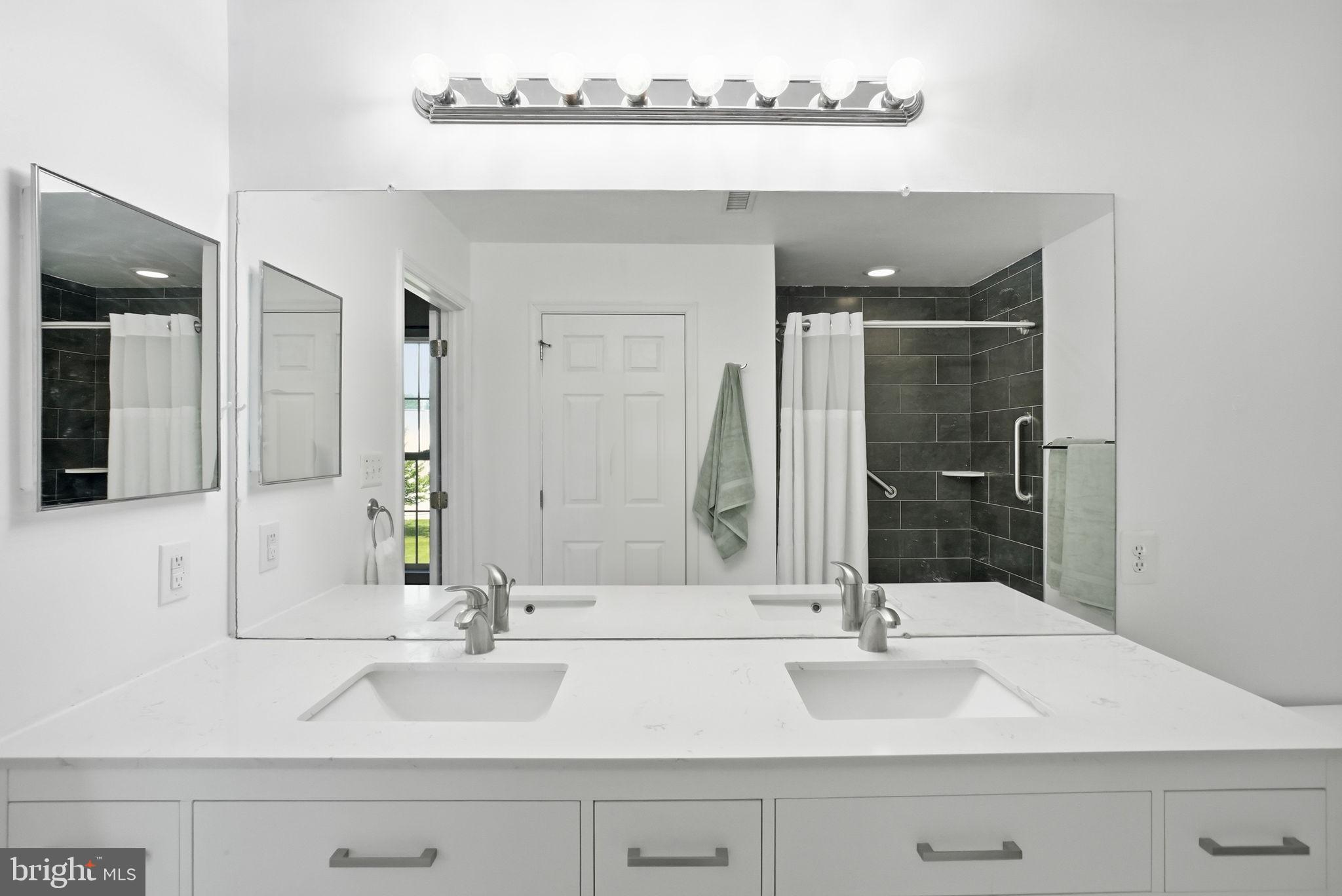 STONE CREEK - Residential