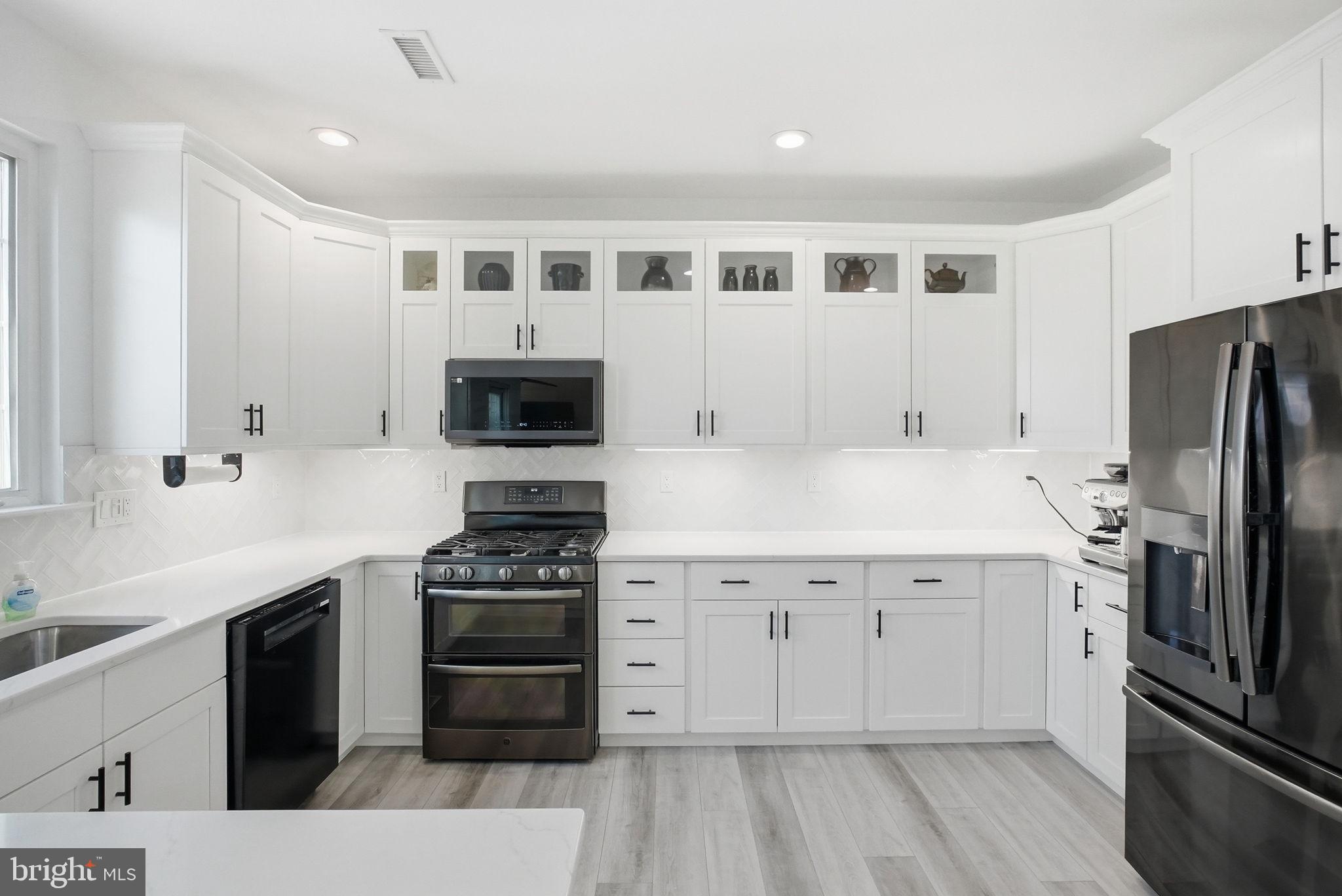 STONE CREEK - Residential