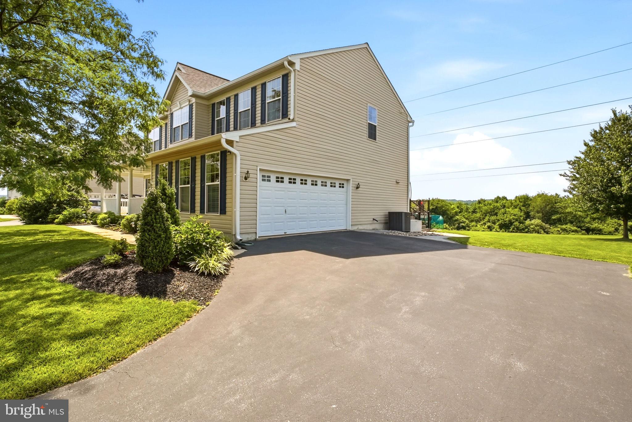 STONE CREEK - Residential