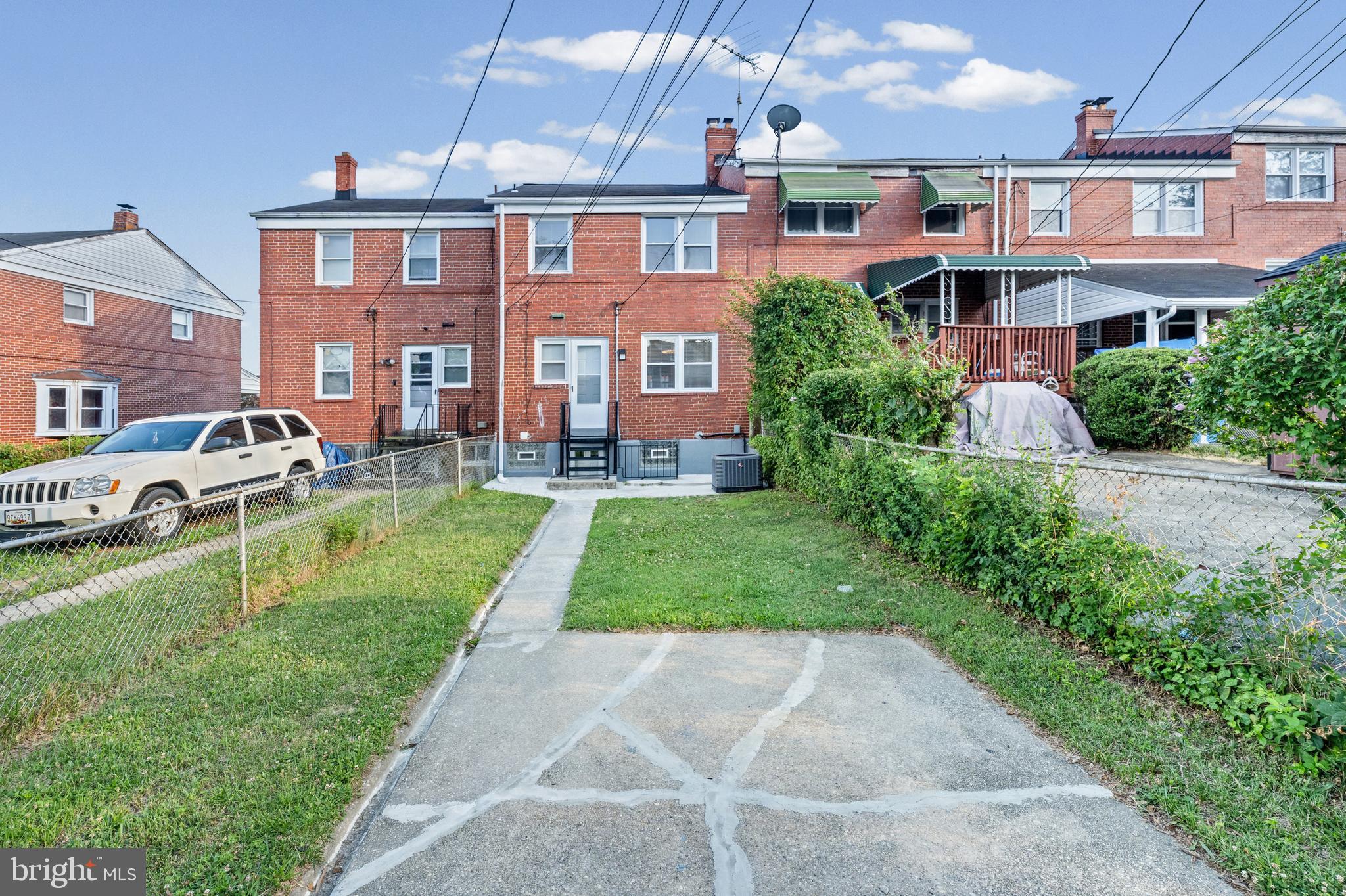 NORTHWOOD - Residential