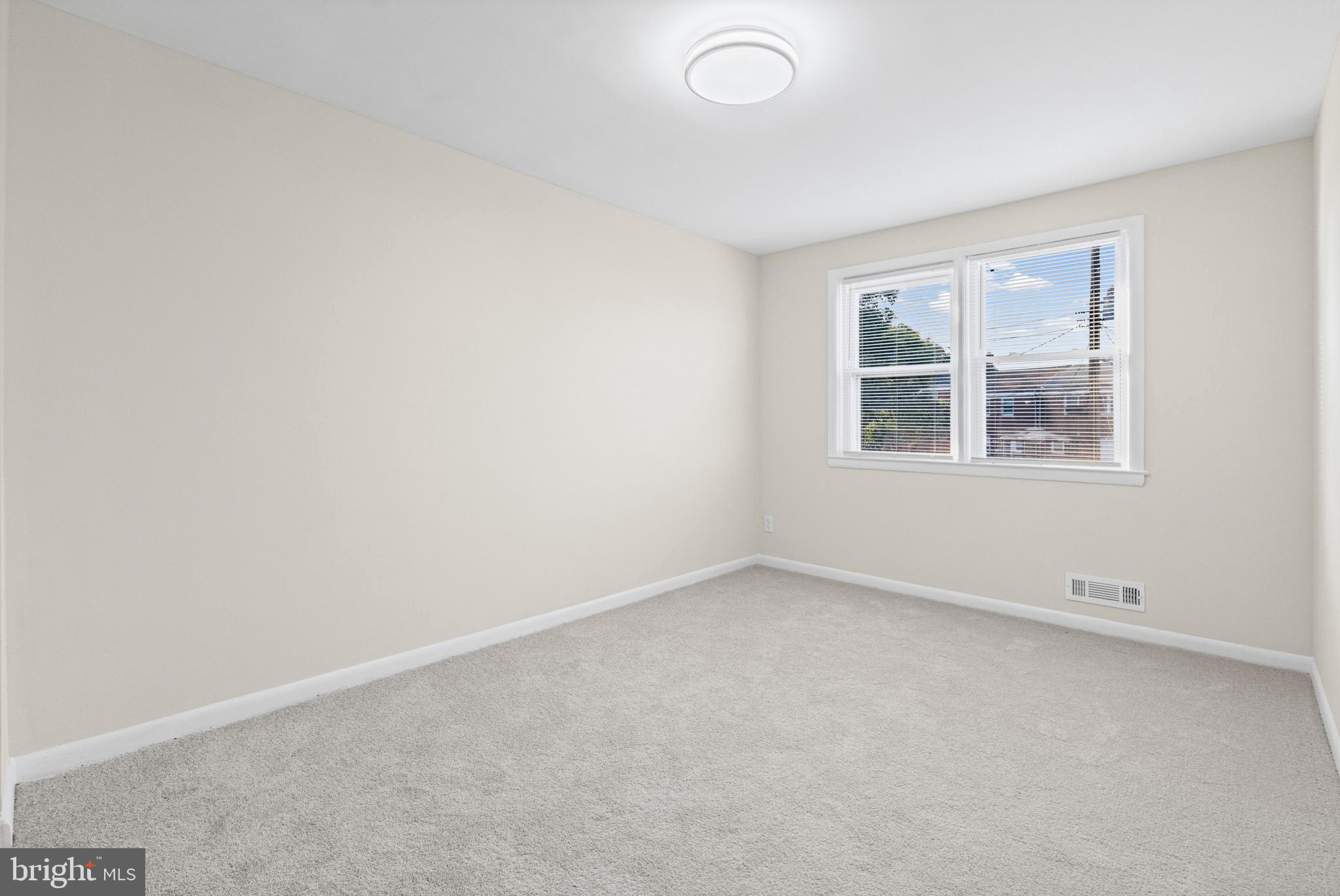 NORTHWOOD - Residential
