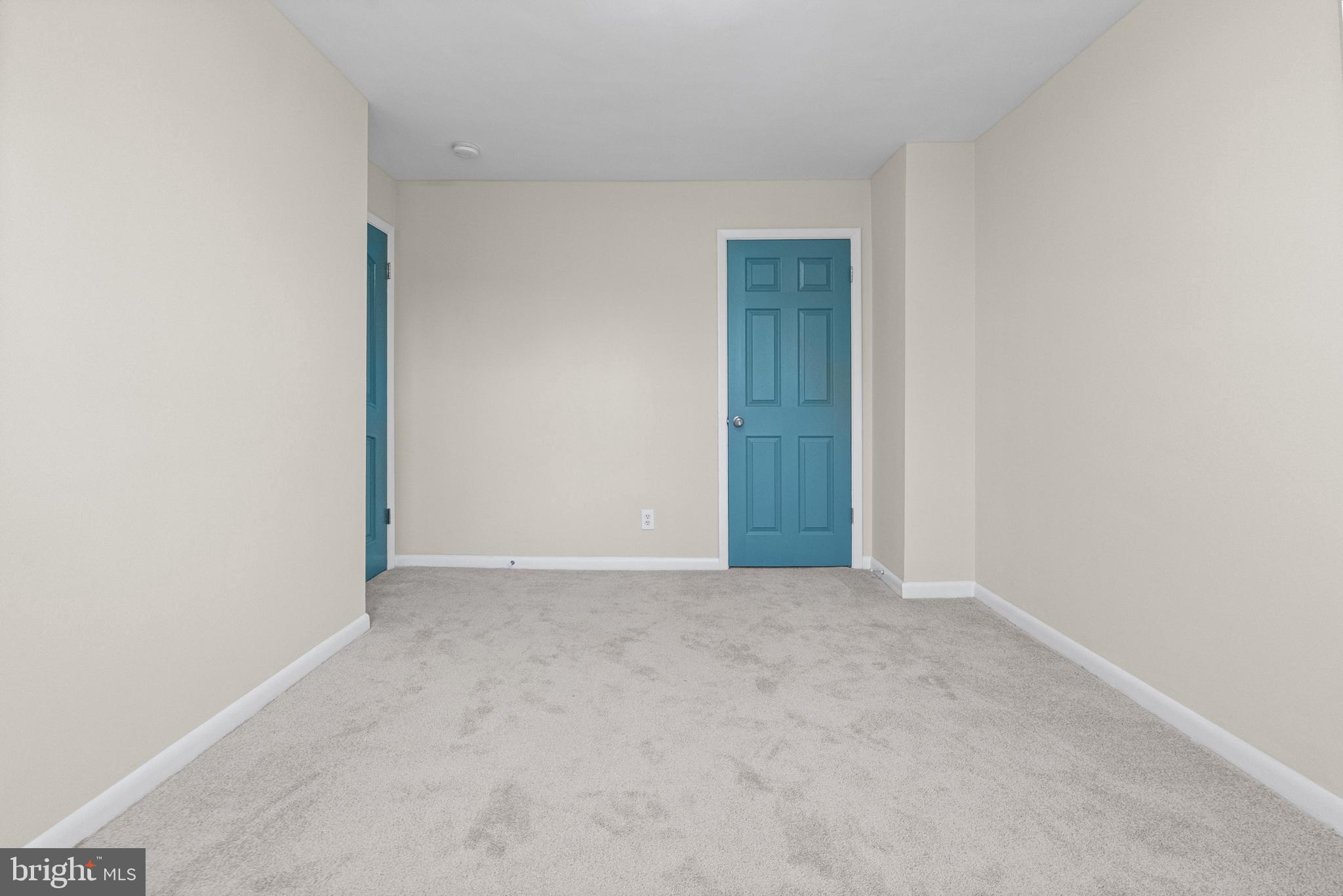 NORTHWOOD - Residential