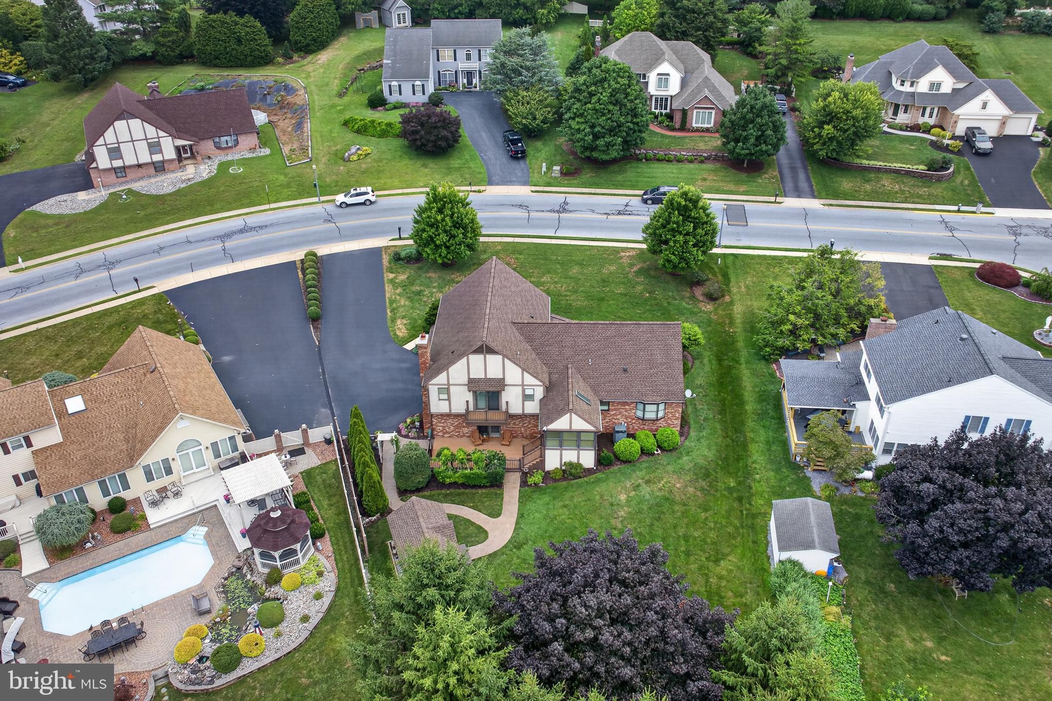 WILLOWS SOUTH - Residential