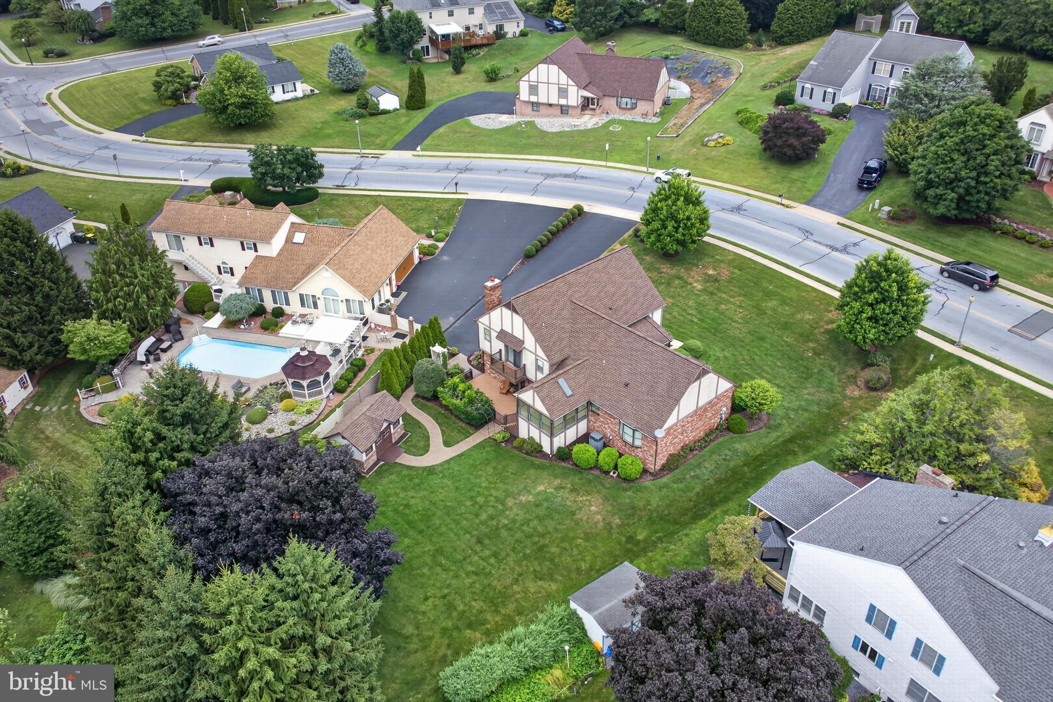WILLOWS SOUTH - Residential