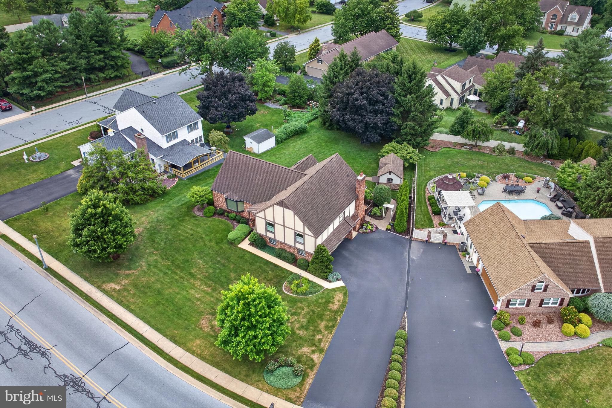 WILLOWS SOUTH - Residential