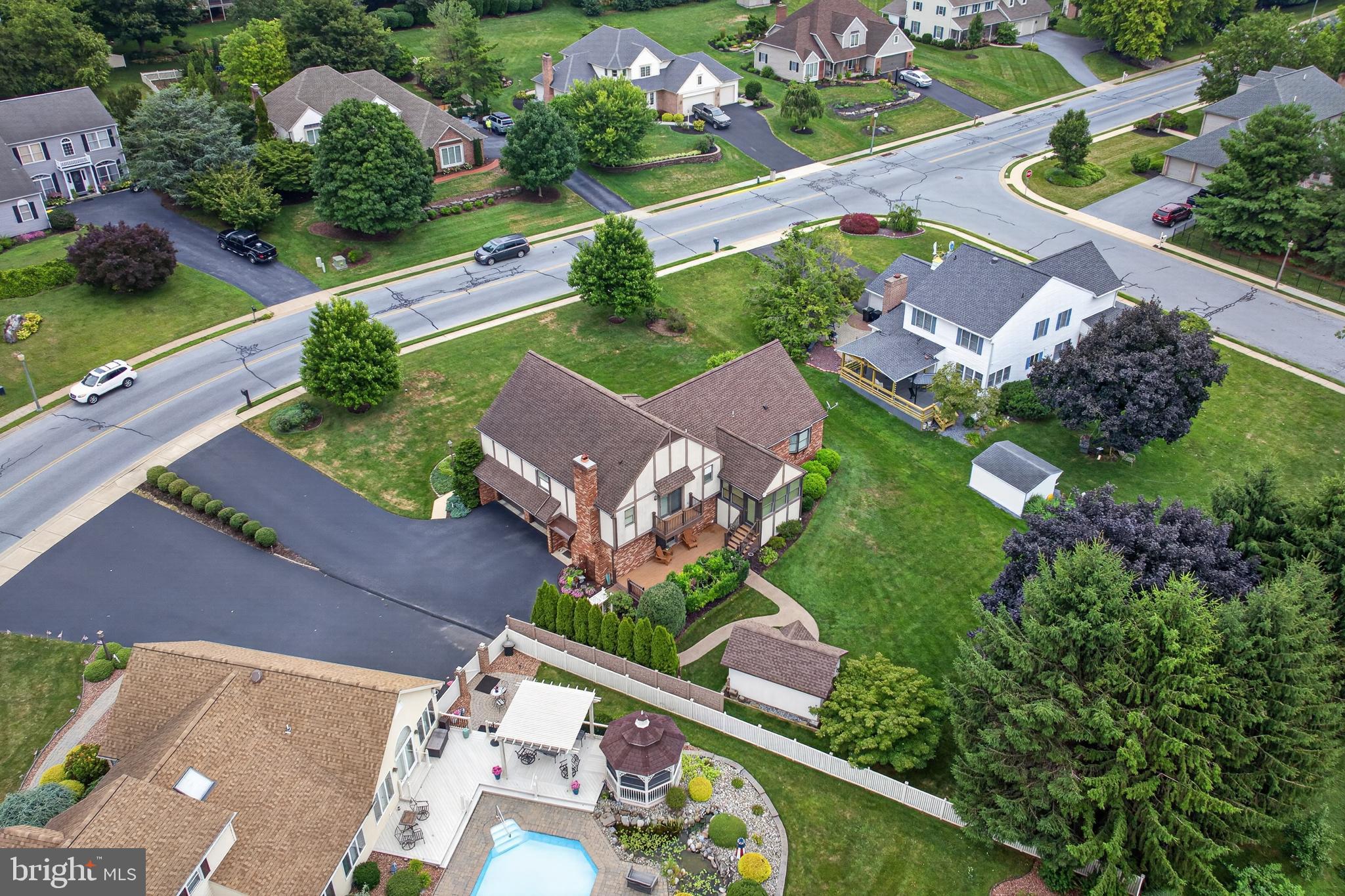 WILLOWS SOUTH - Residential