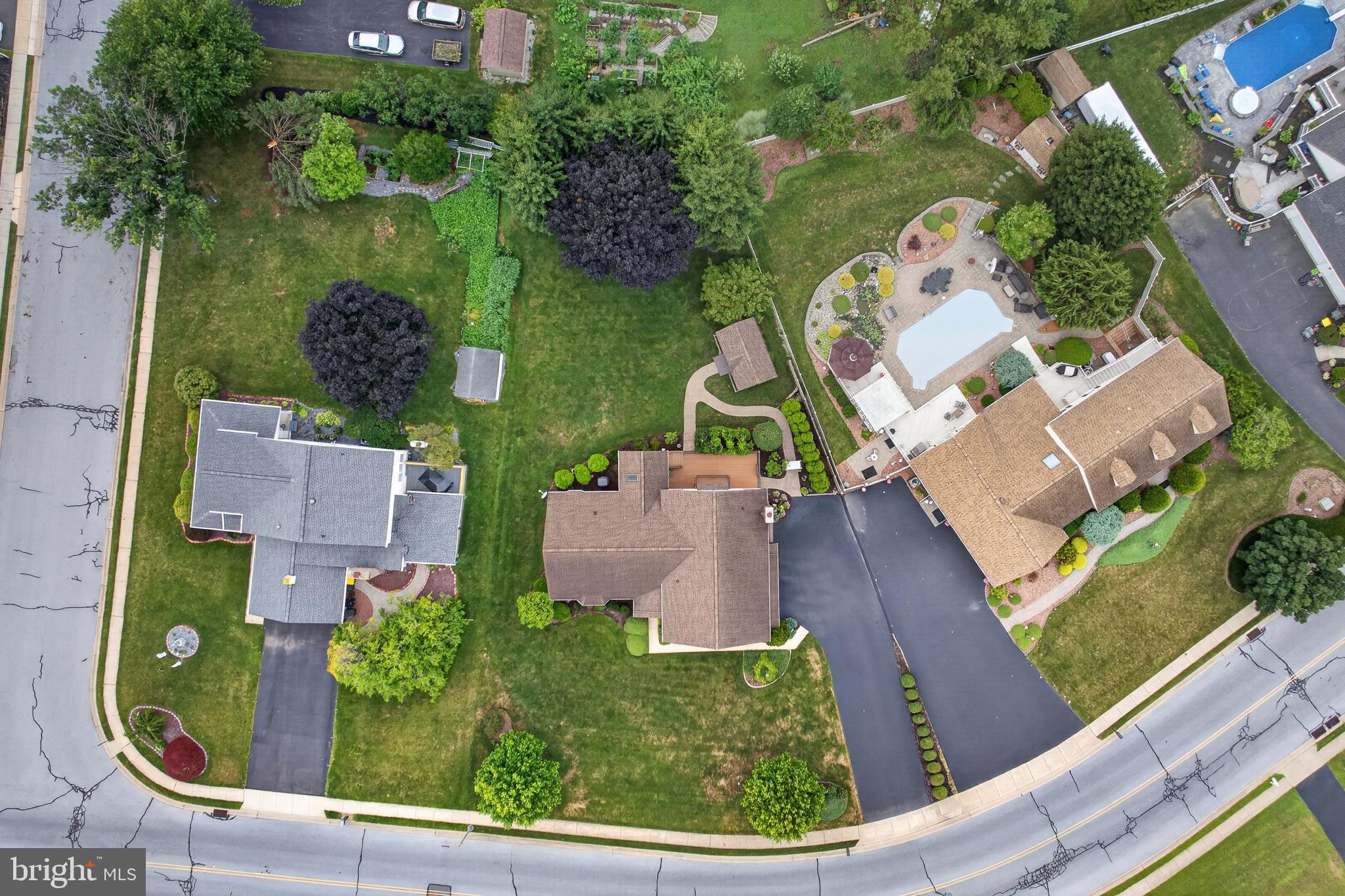 WILLOWS SOUTH - Residential
