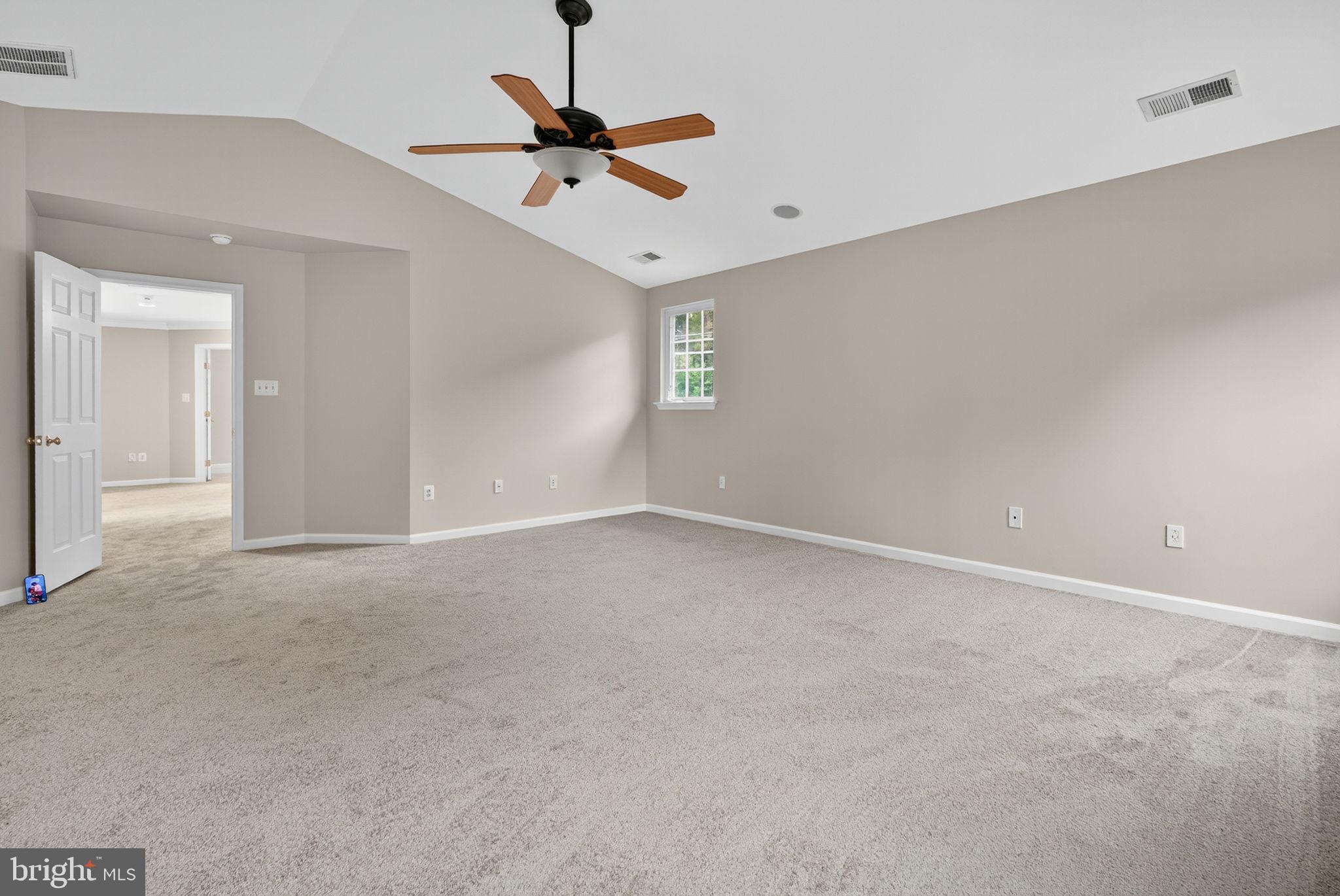 MADDEX FARM - Residential