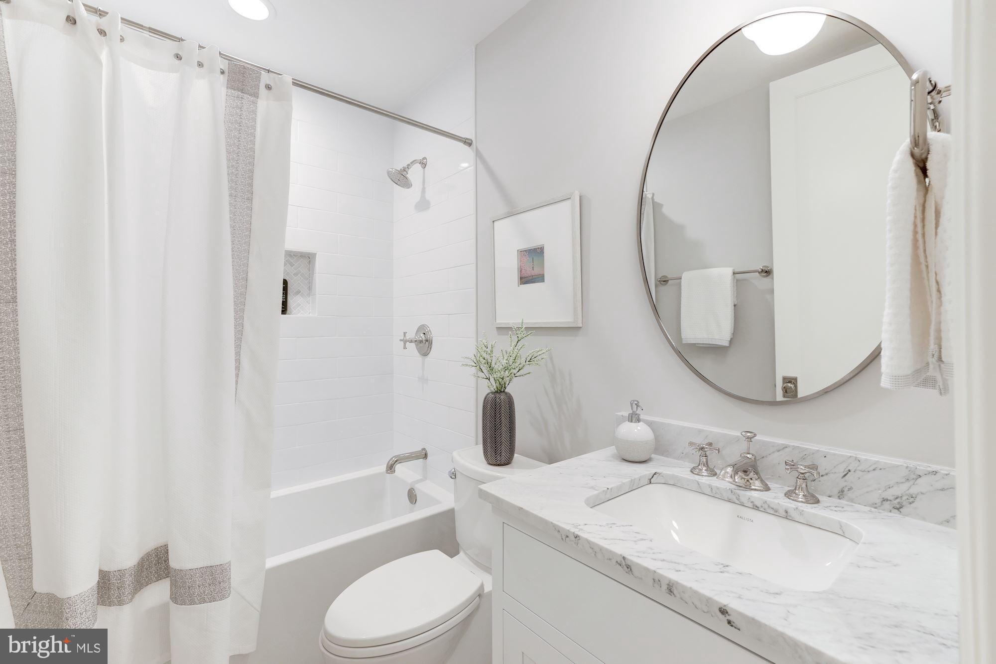 CAPITOL HILL - Residential