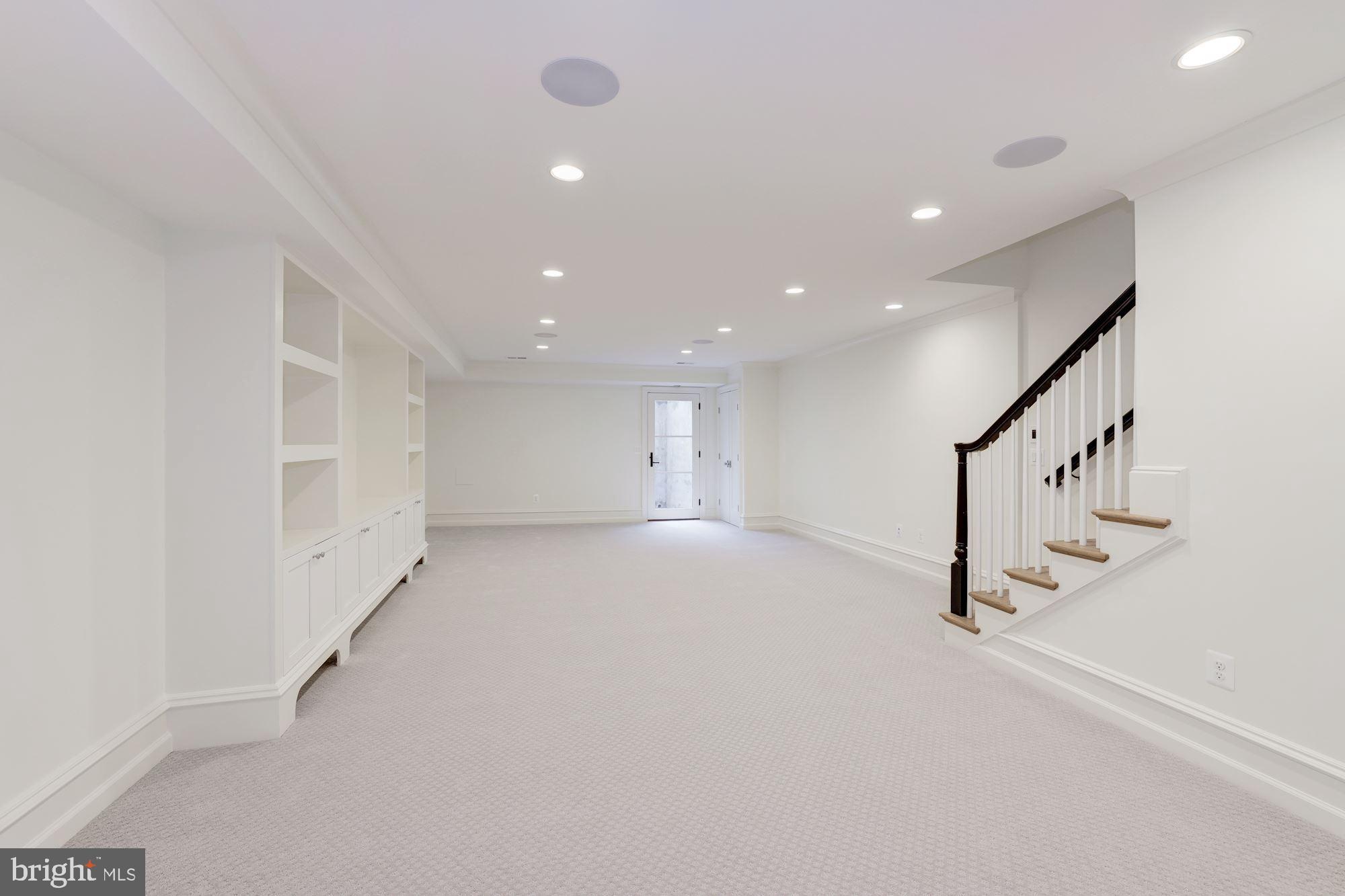 CAPITOL HILL - Residential