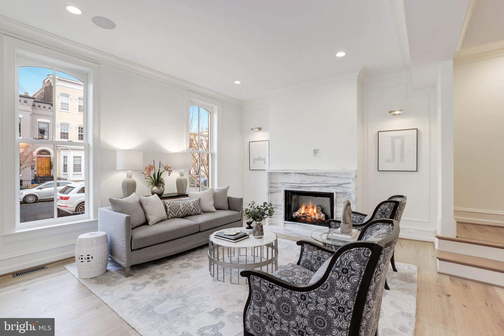 CAPITOL HILL - Residential