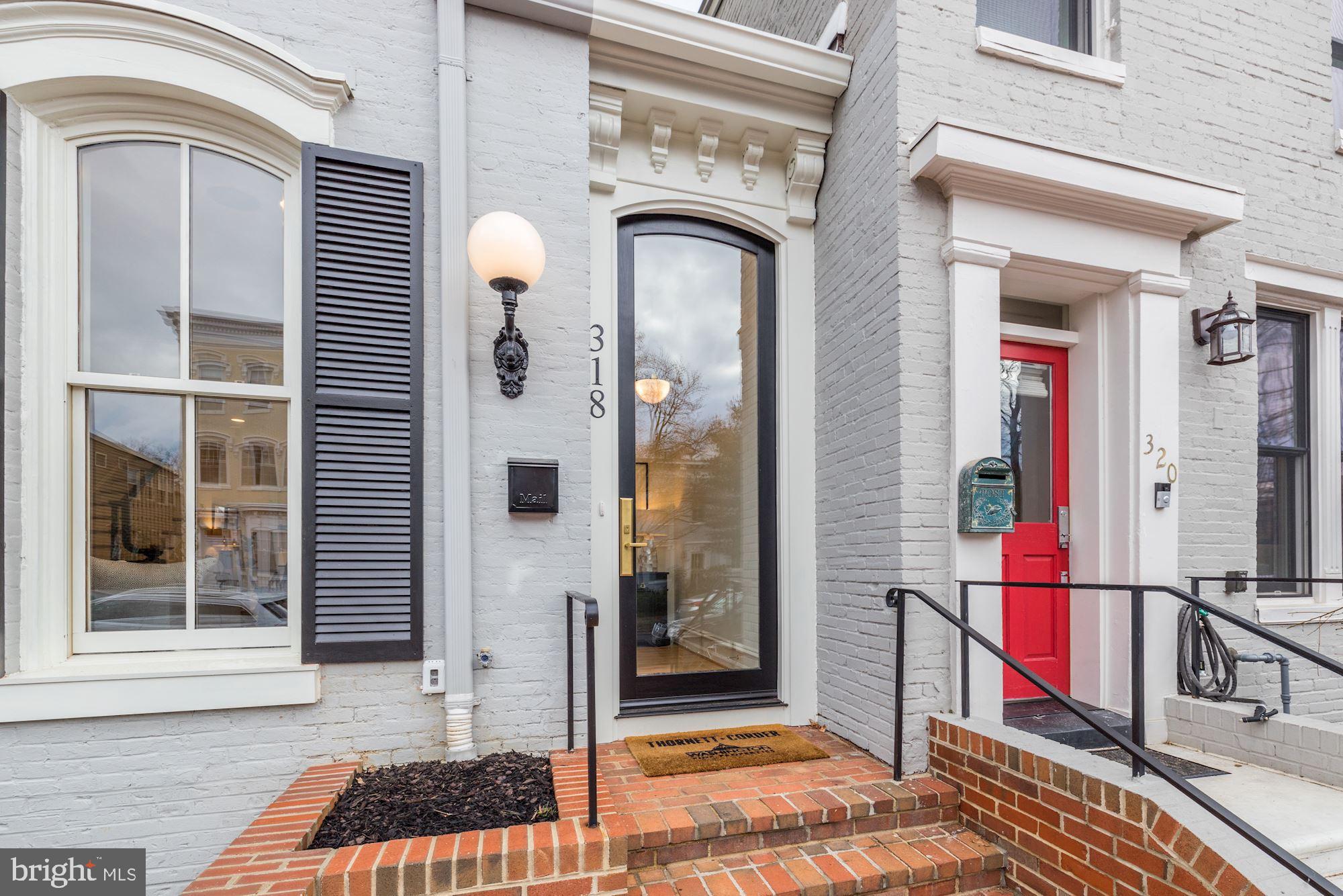 CAPITOL HILL - Residential