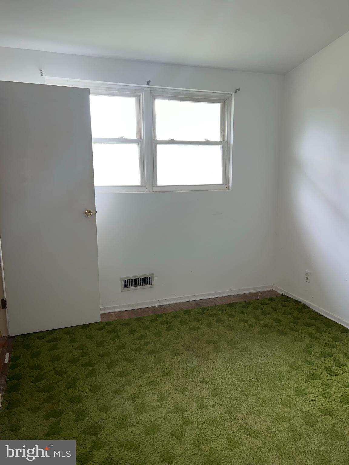 PIKESVILLE - Residential