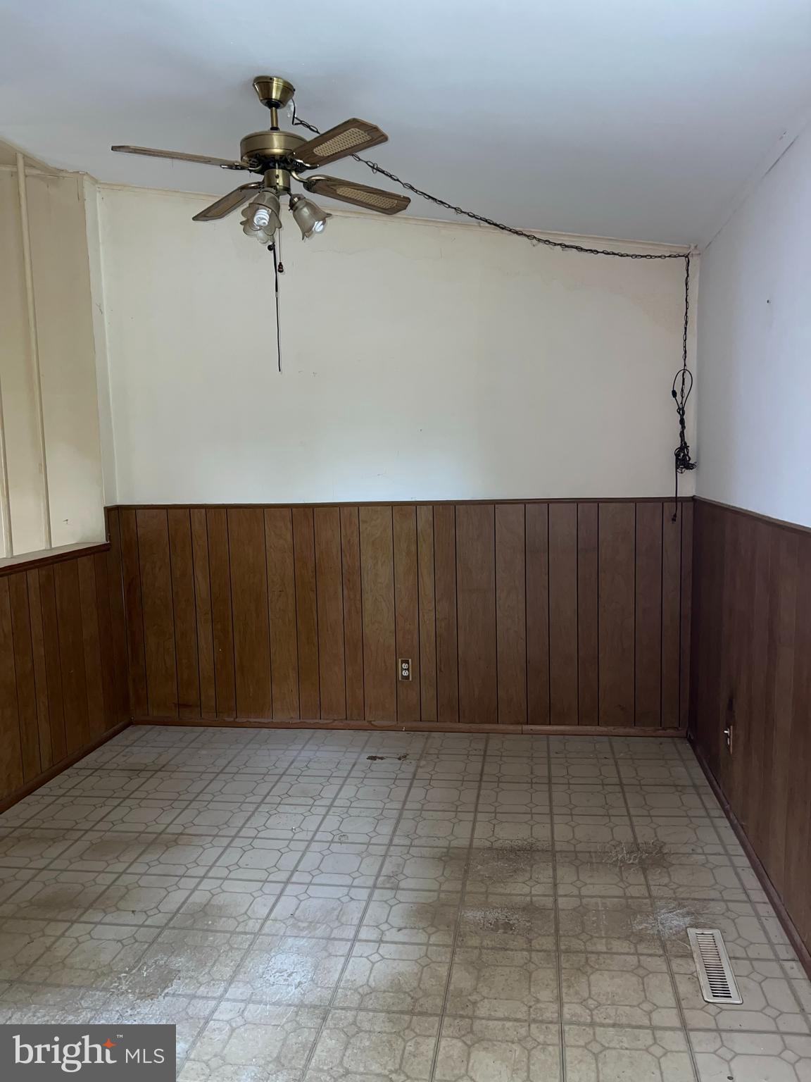 PIKESVILLE - Residential