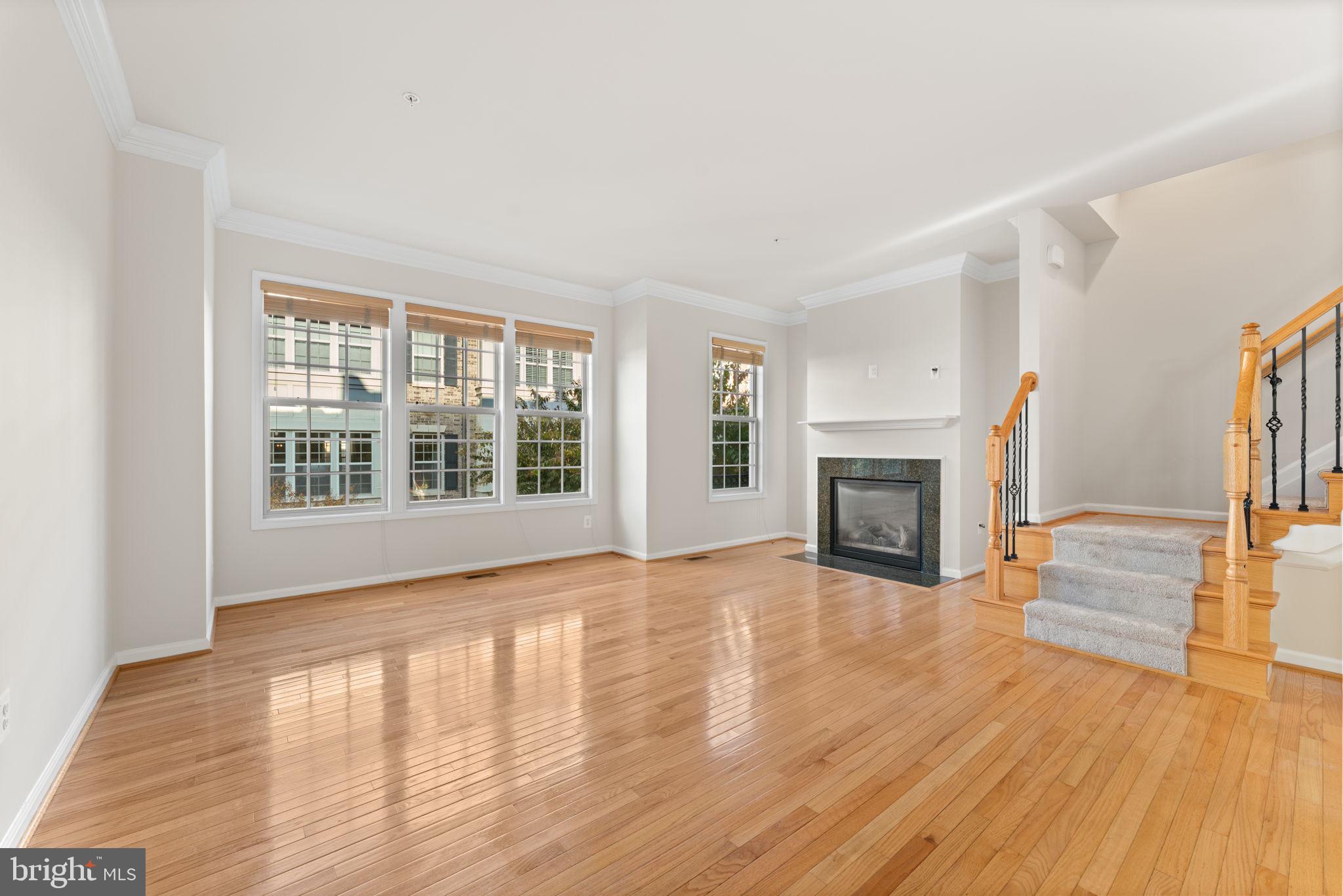 POTOMAC OVERLOOK CONDO - Residential