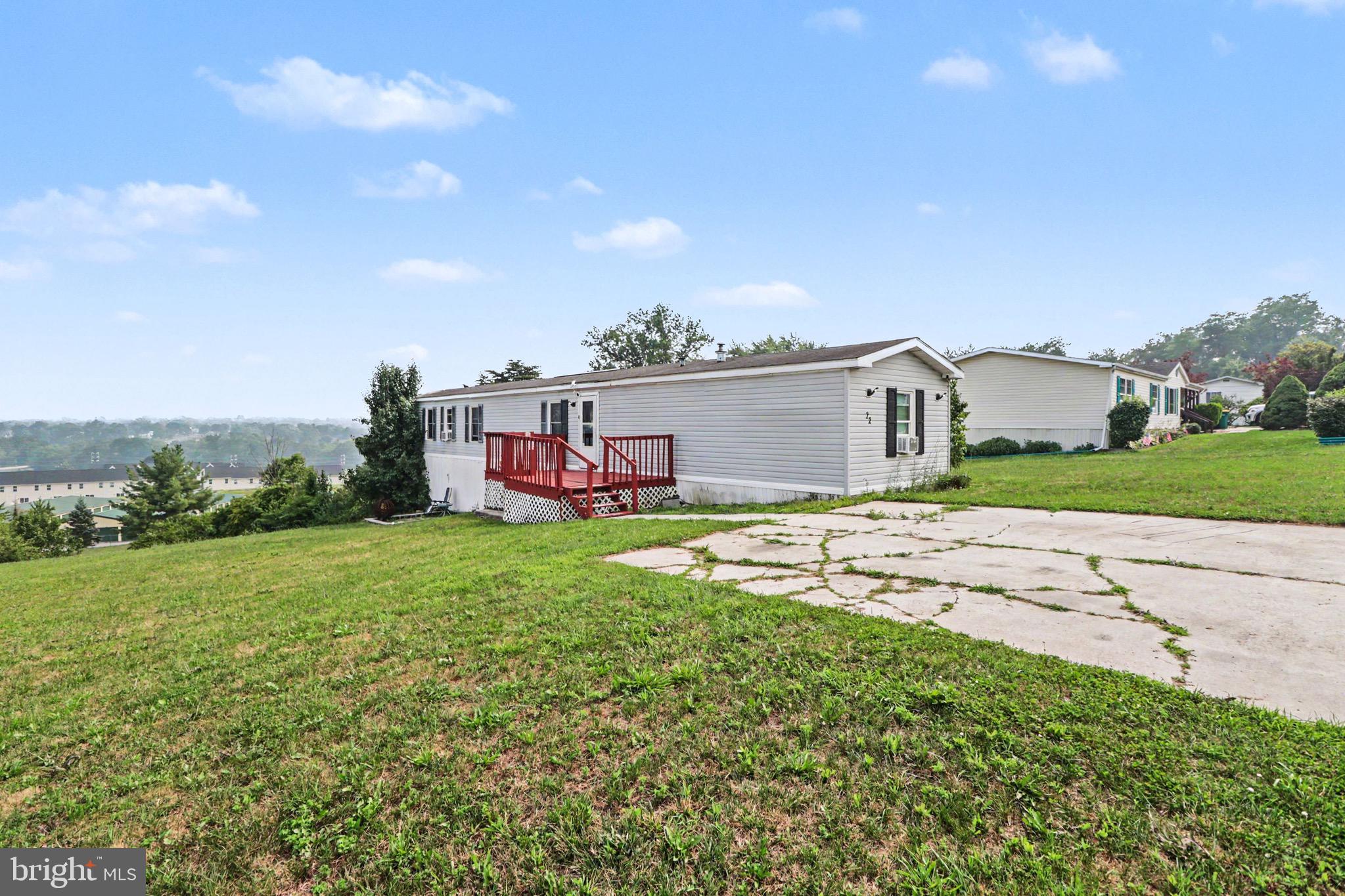 NORTHVIEW MANOR - Residential