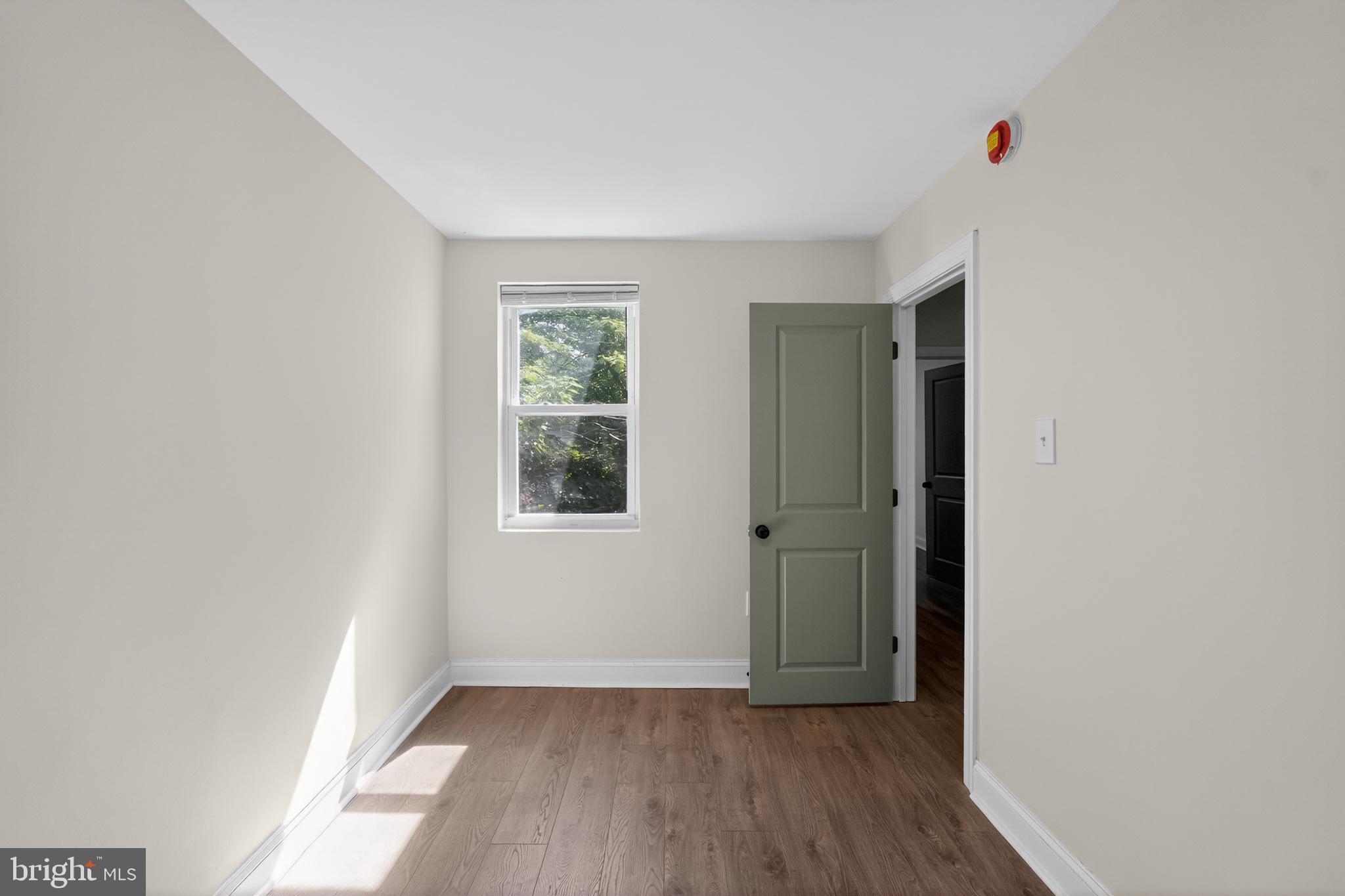MILL CREEK - Residential