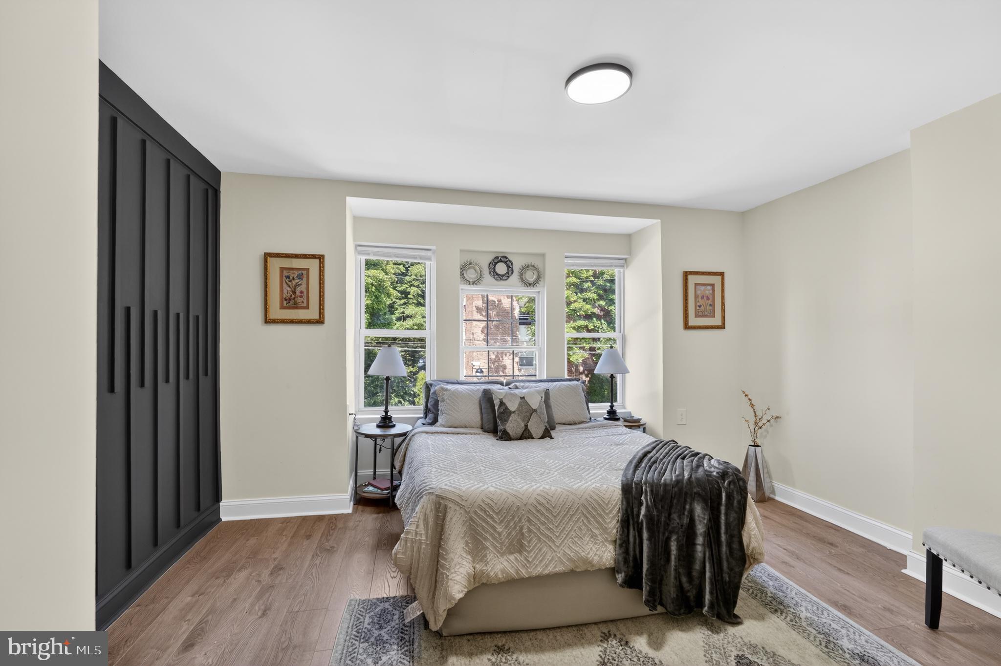 MILL CREEK - Residential