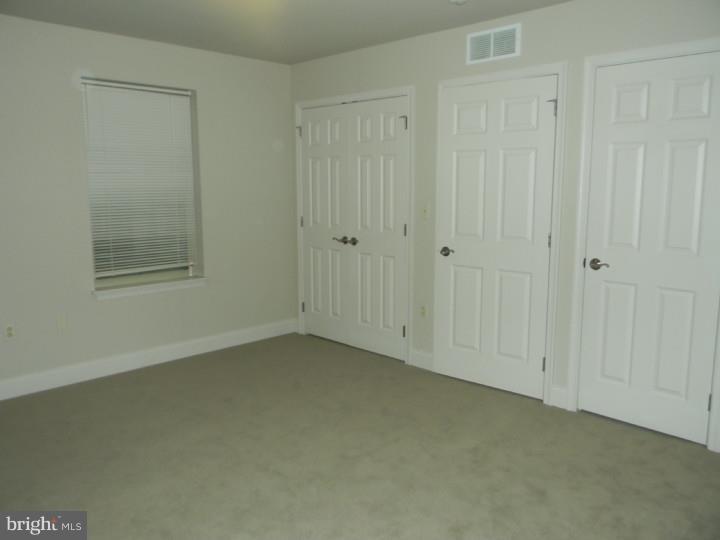 KENSINGTON - Residential