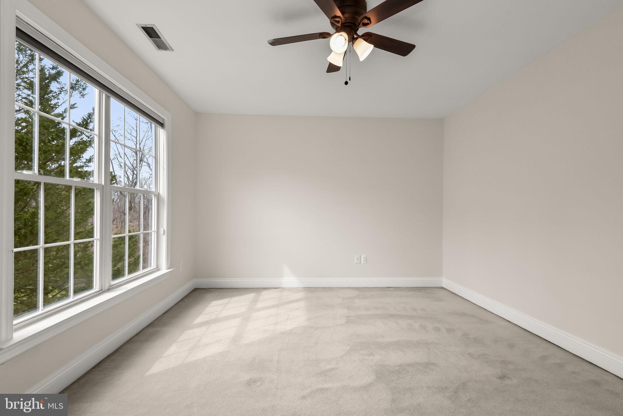 CROMWELL WOODS - Residential