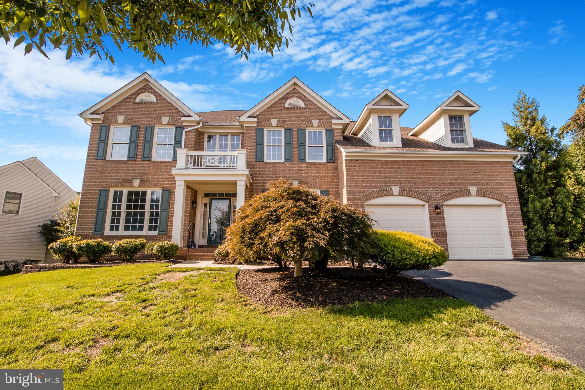 WILLOWS OF POTOMAC - Residential