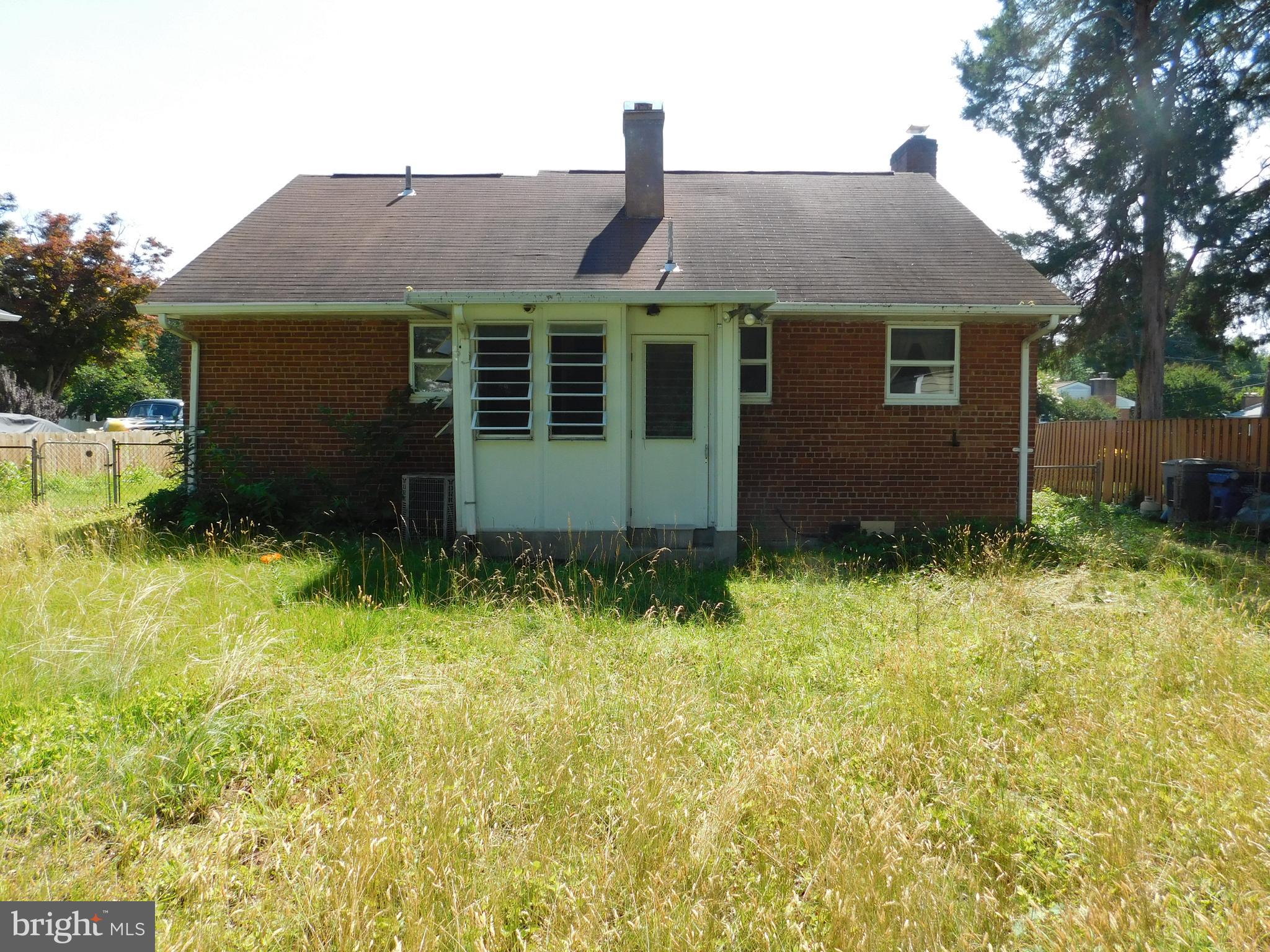 BROYHILL PARK - Residential
