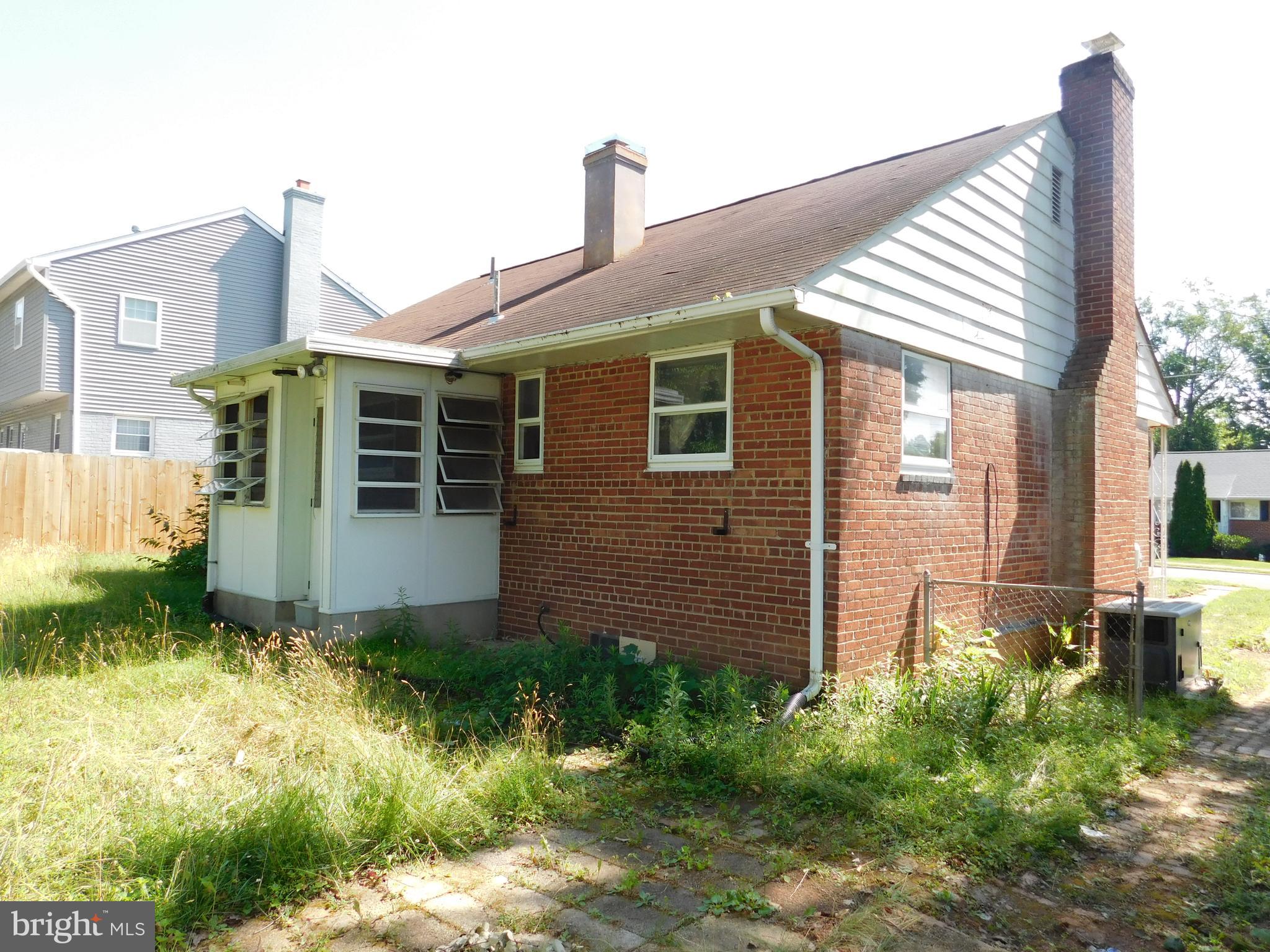 BROYHILL PARK - Residential