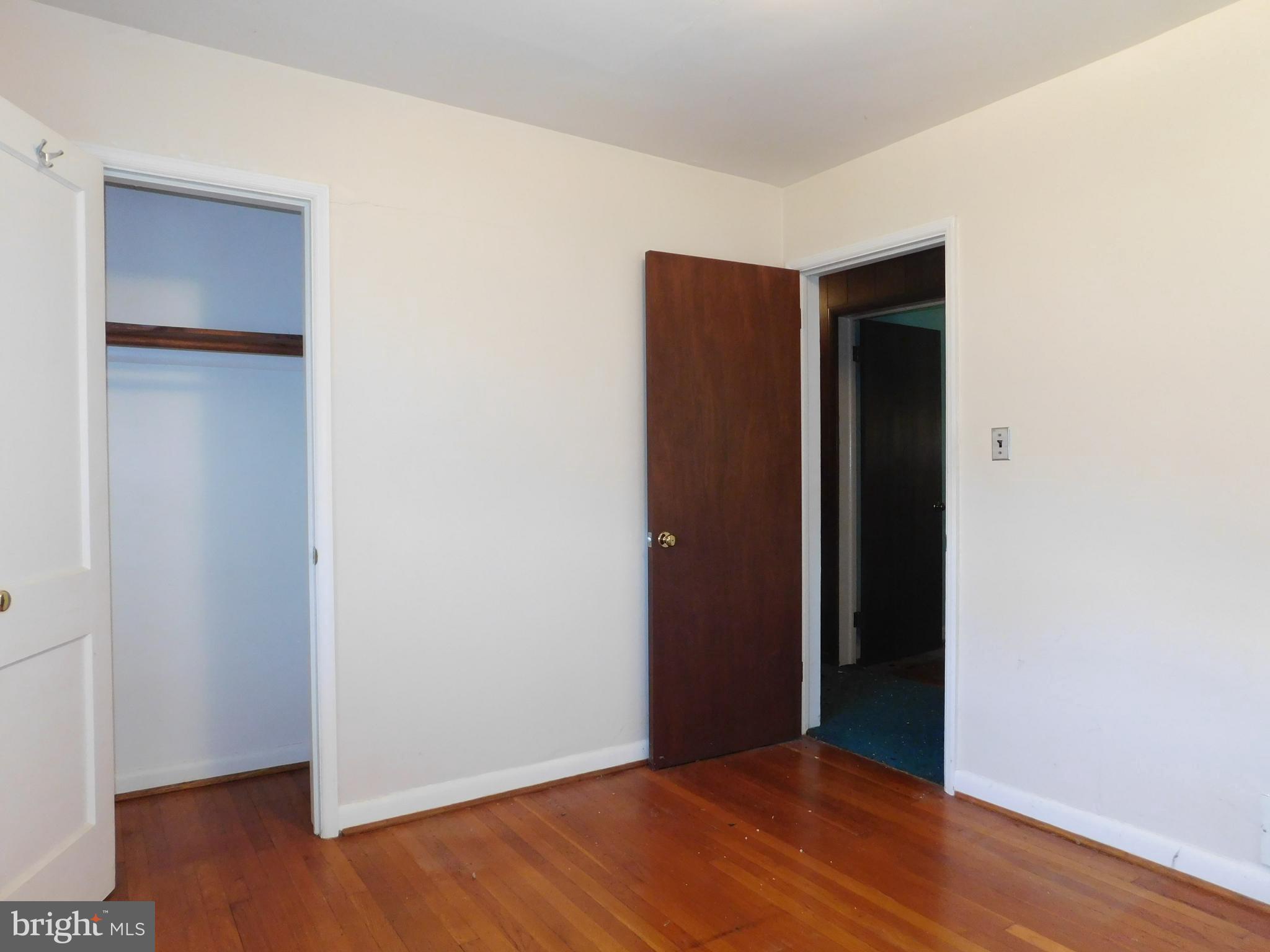 BROYHILL PARK - Residential